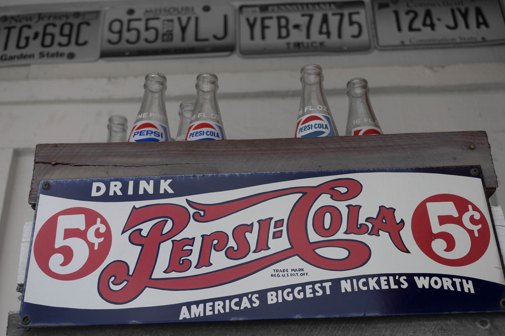 Canon EF-S 24mm F2.8 STM sample photo. 5 cent pepsi-cola photography