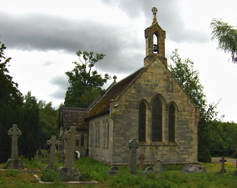HP PHOTOSMART R927  (V01.00) sample photo. St john's church photography