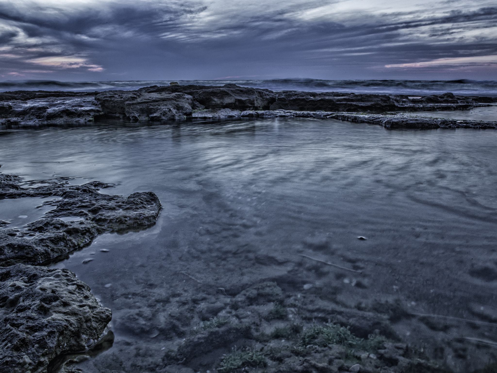 Hasselblad H4D + HC 35 sample photo. Blue hour photography