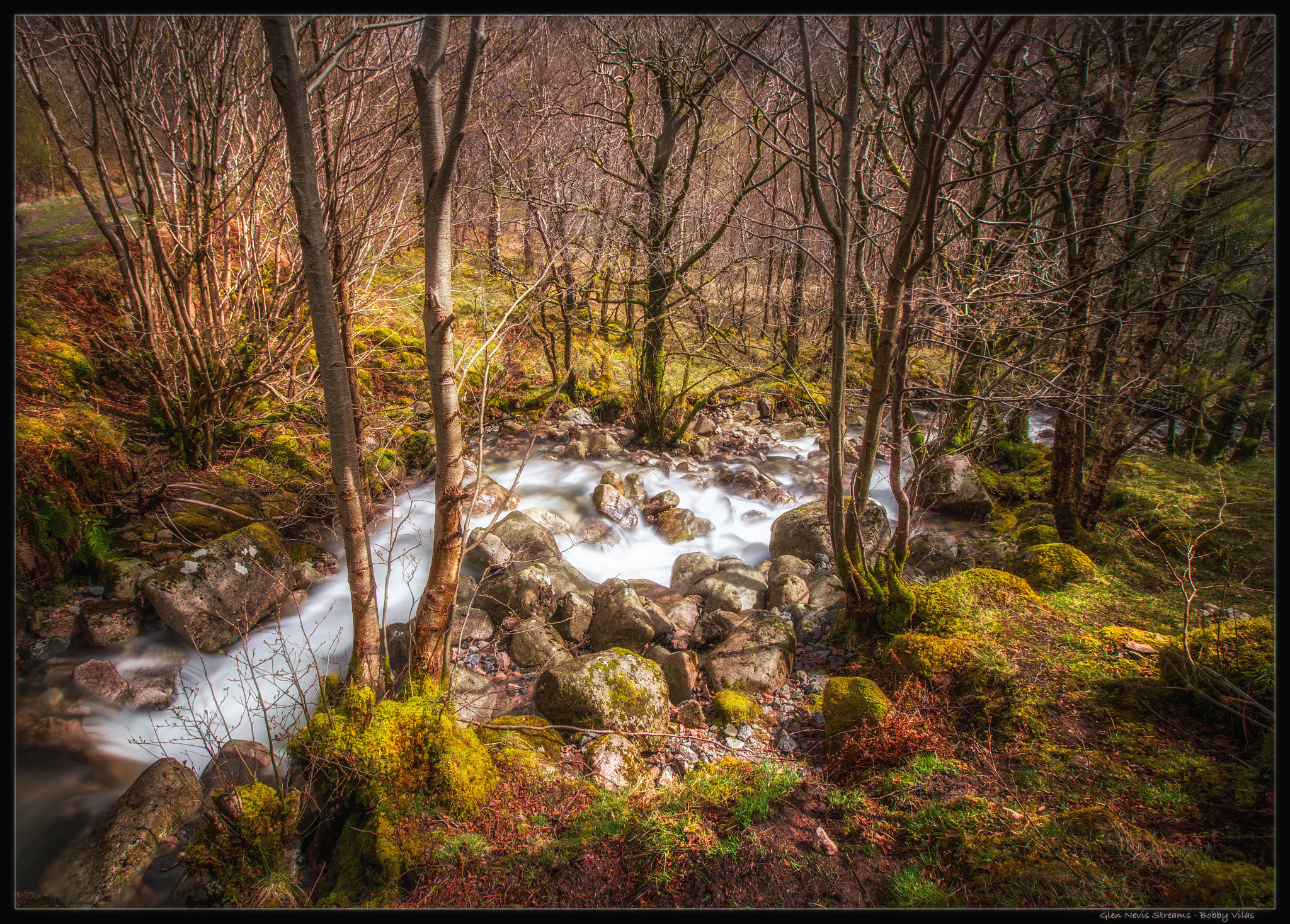 Canon EOS M + Canon EF-S 10-18mm F4.5–5.6 IS STM sample photo. Glen nevis stream photography