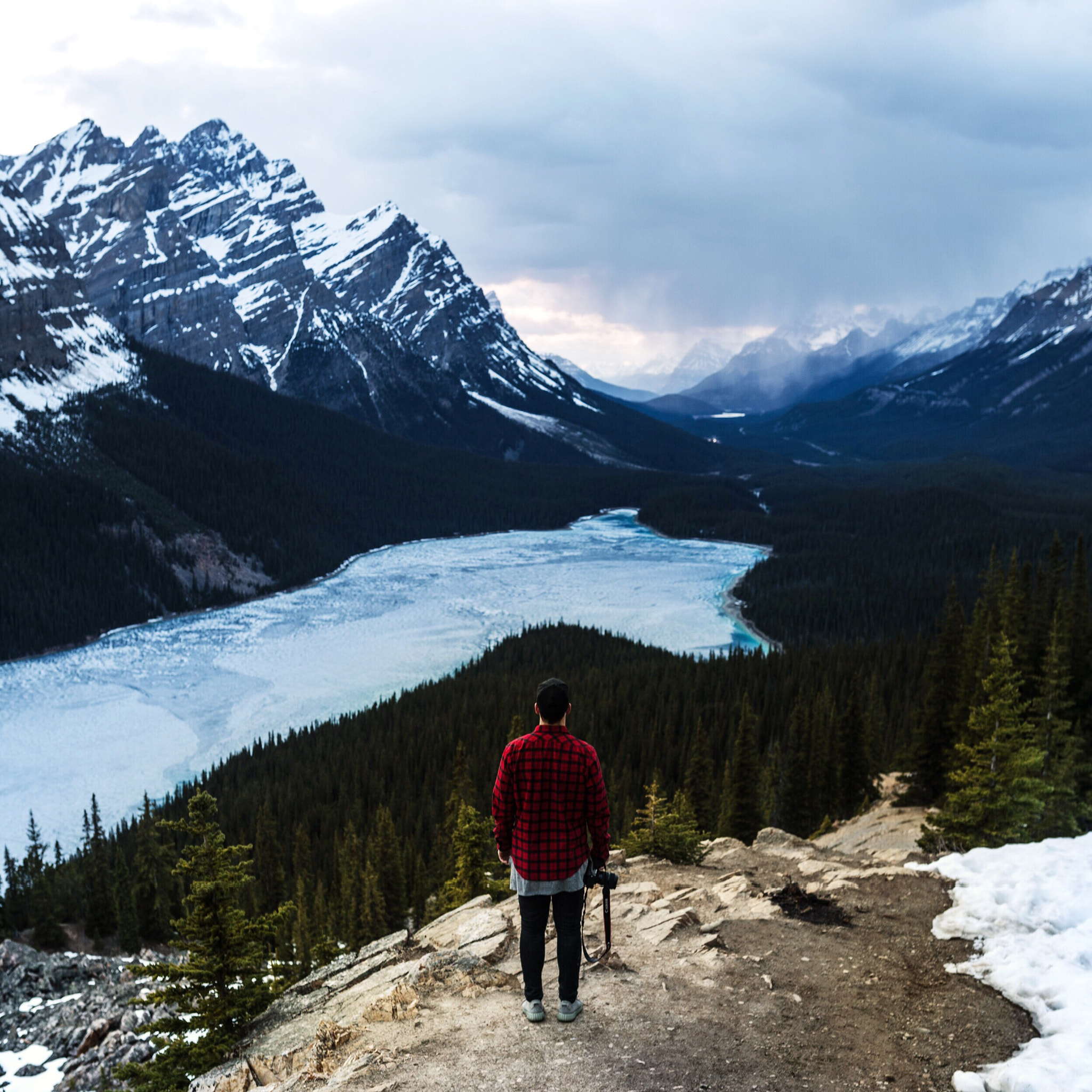 Nikon D4 + Sigma 35mm F1.4 DG HSM Art sample photo. @jontaylorsweet and peyto lake sunset. banff. alberta. photography