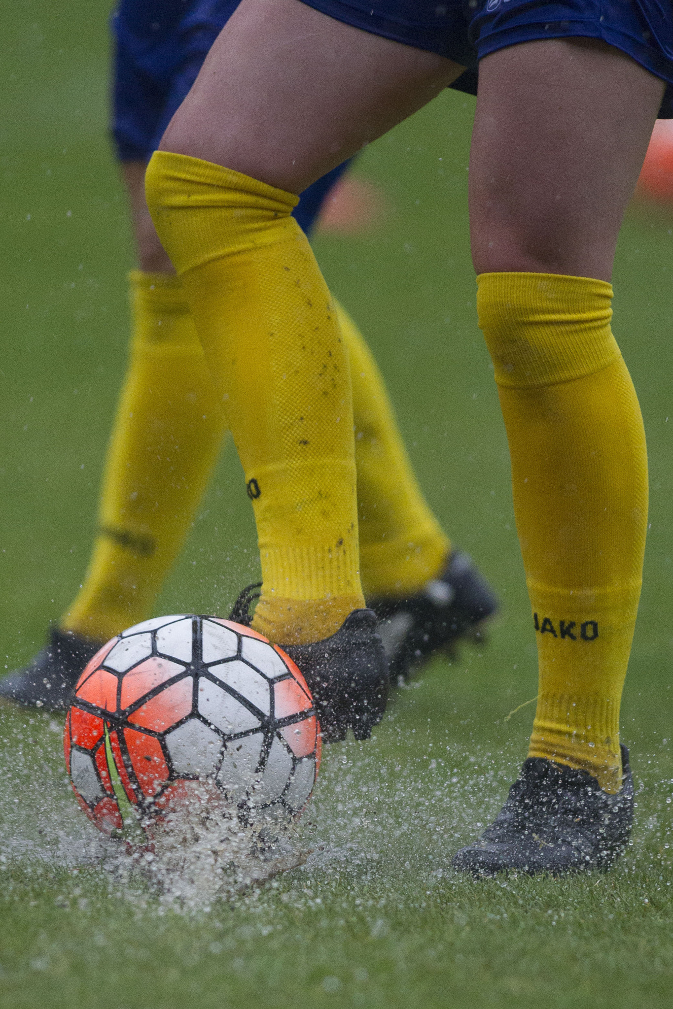 Canon EF 400mm f/2.8L sample photo. Doncaster rovers belles vs arsenal ladies, fa women's super league fa wsl1, football, the... photography