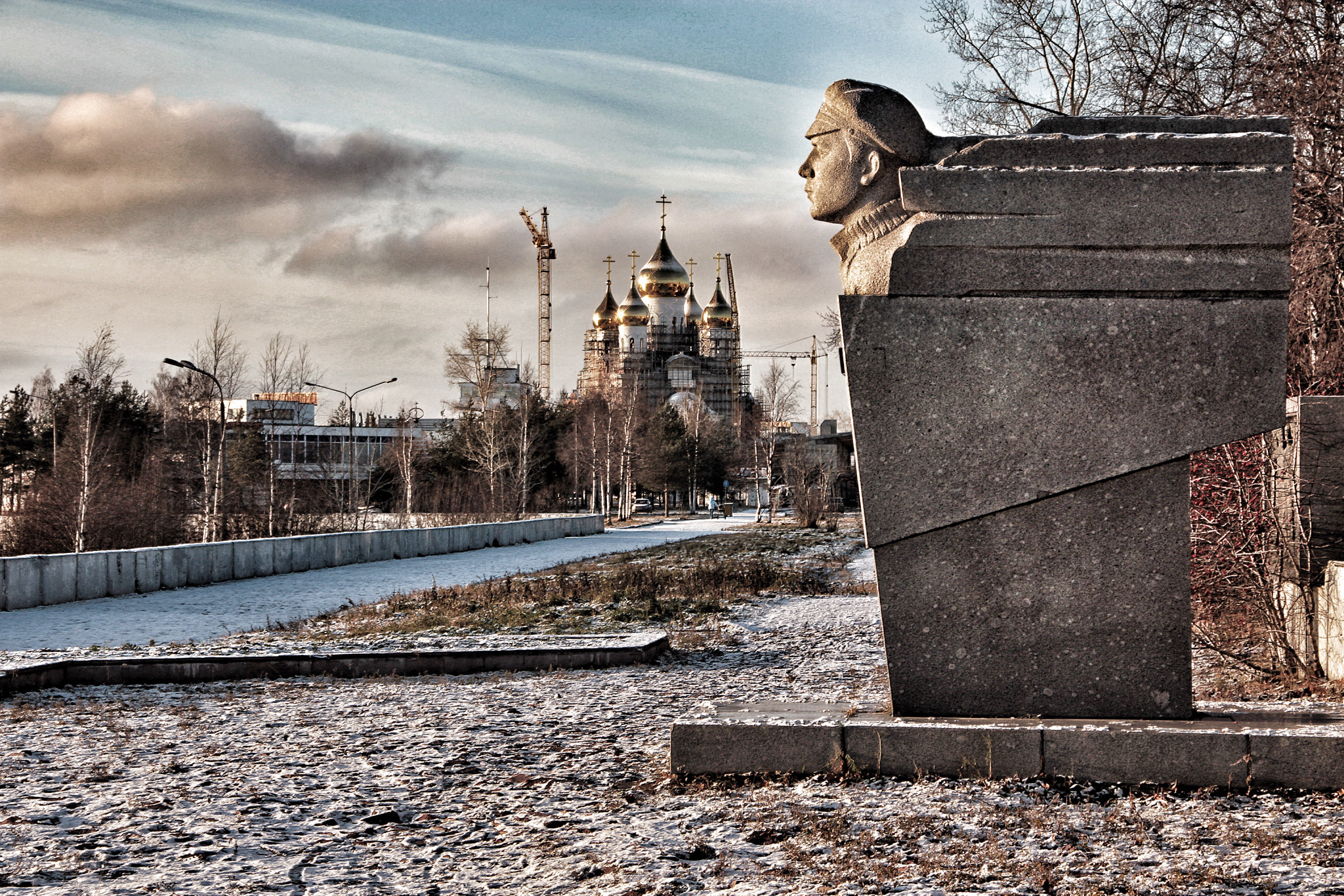 Canon EF-S 18-135mm F3.5-5.6 IS sample photo. Photo is made in winter in arkhangelsk, russia with canon 60s photography