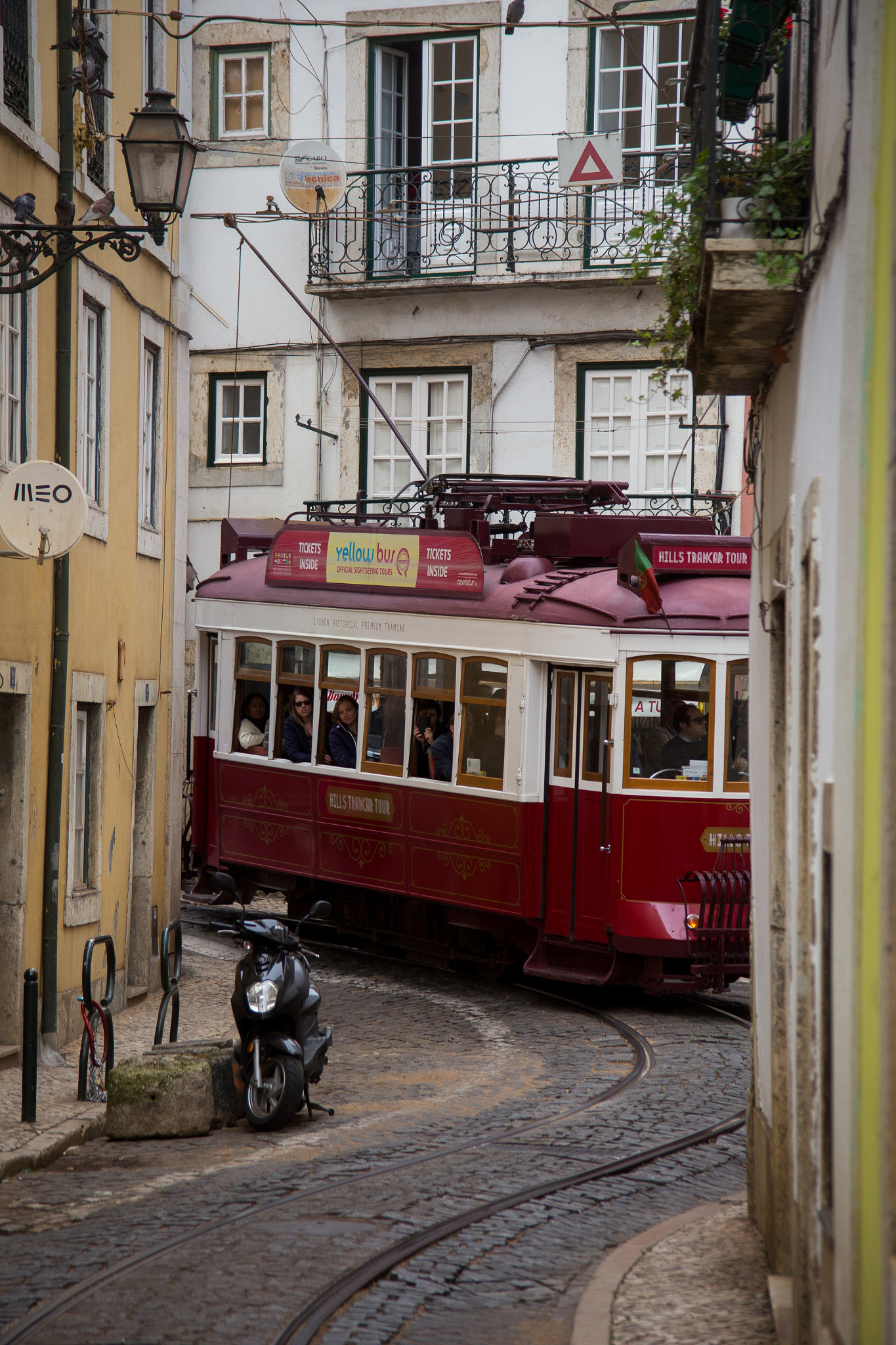 Canon EF 35-135mm f/4-5.6 USM sample photo. Lisbon portugal photography