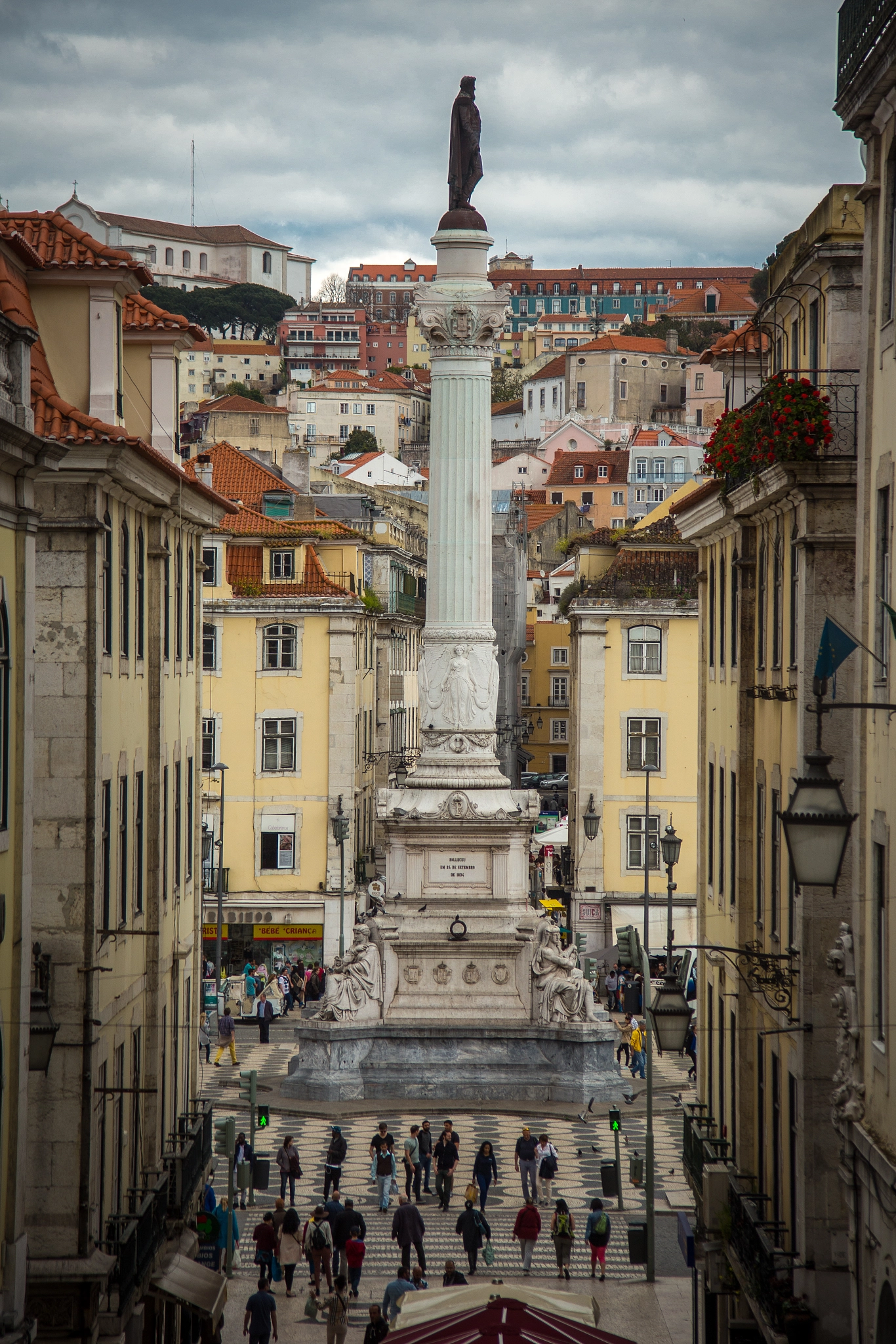 Canon EF 35-135mm f/4-5.6 USM sample photo. Lisbon, portugal photography