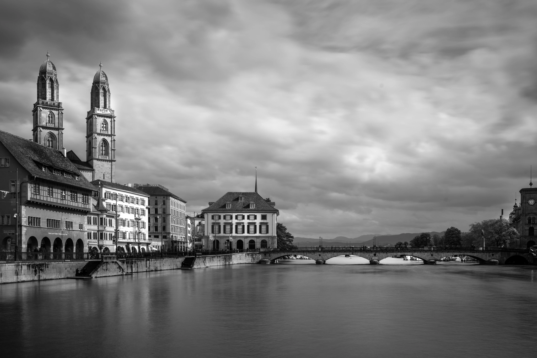 Sony a7R sample photo. Zürich limmatquai photography
