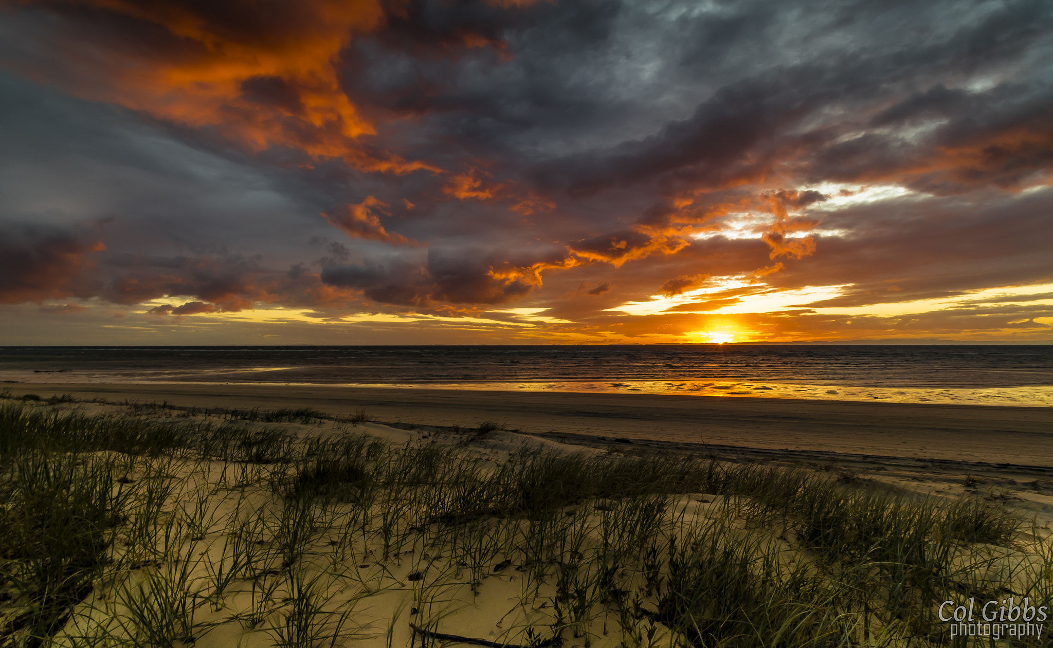 Canon EF-S 10-18mm F4.5–5.6 IS STM sample photo. Closing storm photography