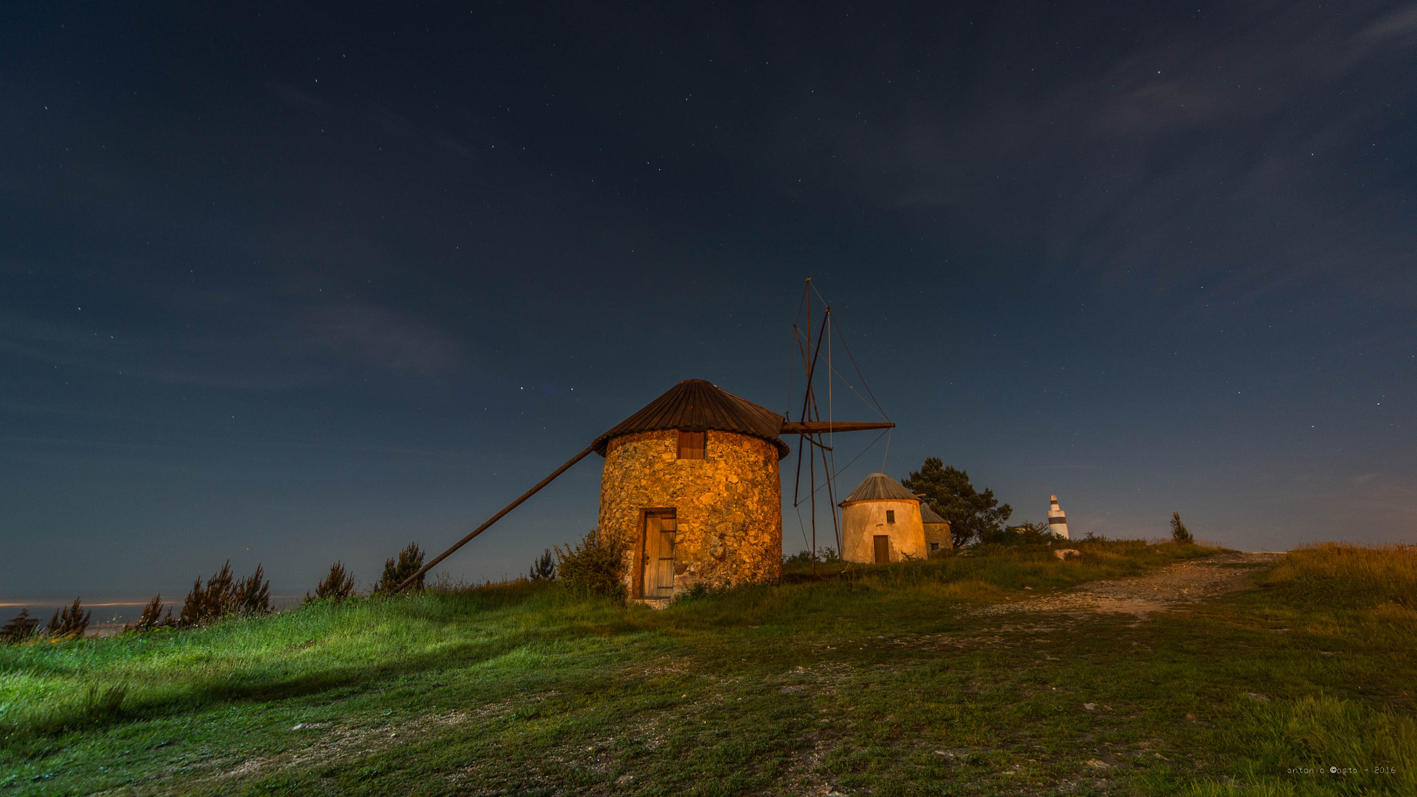 Nikon D600 + Sigma 12-24mm F4.5-5.6 EX DG Aspherical HSM sample photo. Windmills on top photography