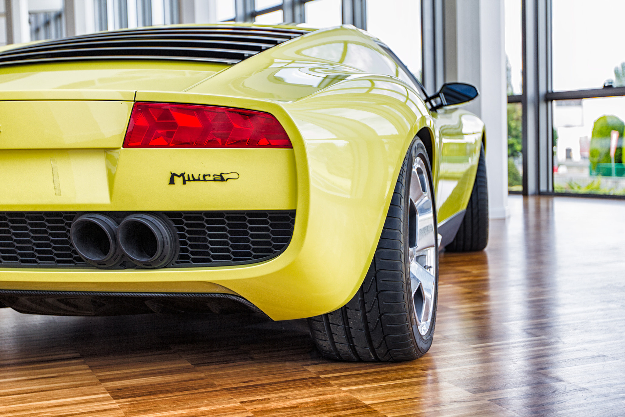 Canon EF 16-35mm F2.8L II USM sample photo. Lamborghini miura photography