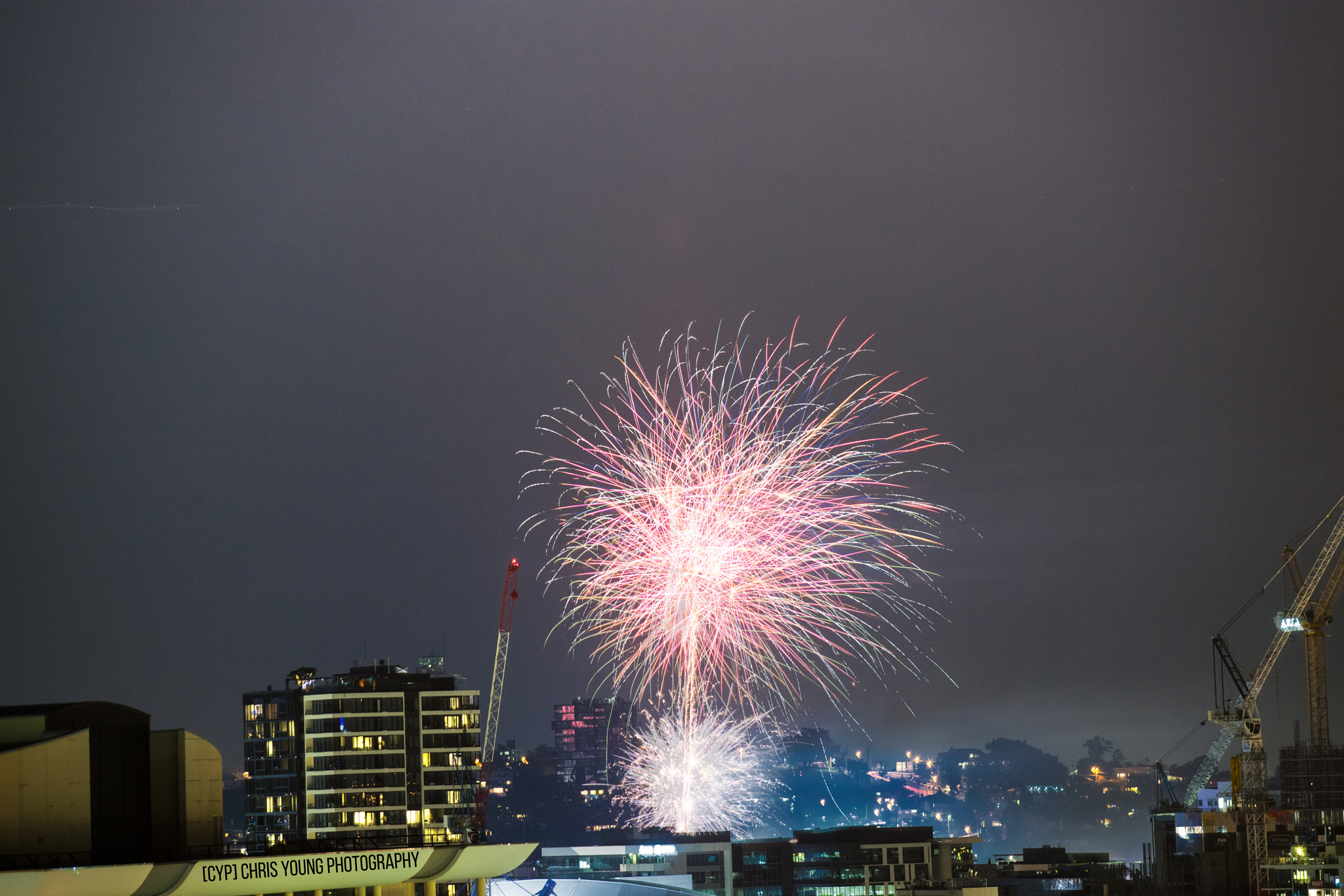 Sony a7R II + Canon EF 70-200mm F2.8L USM sample photo. Bne fireworks (paniyiri 2016) photography