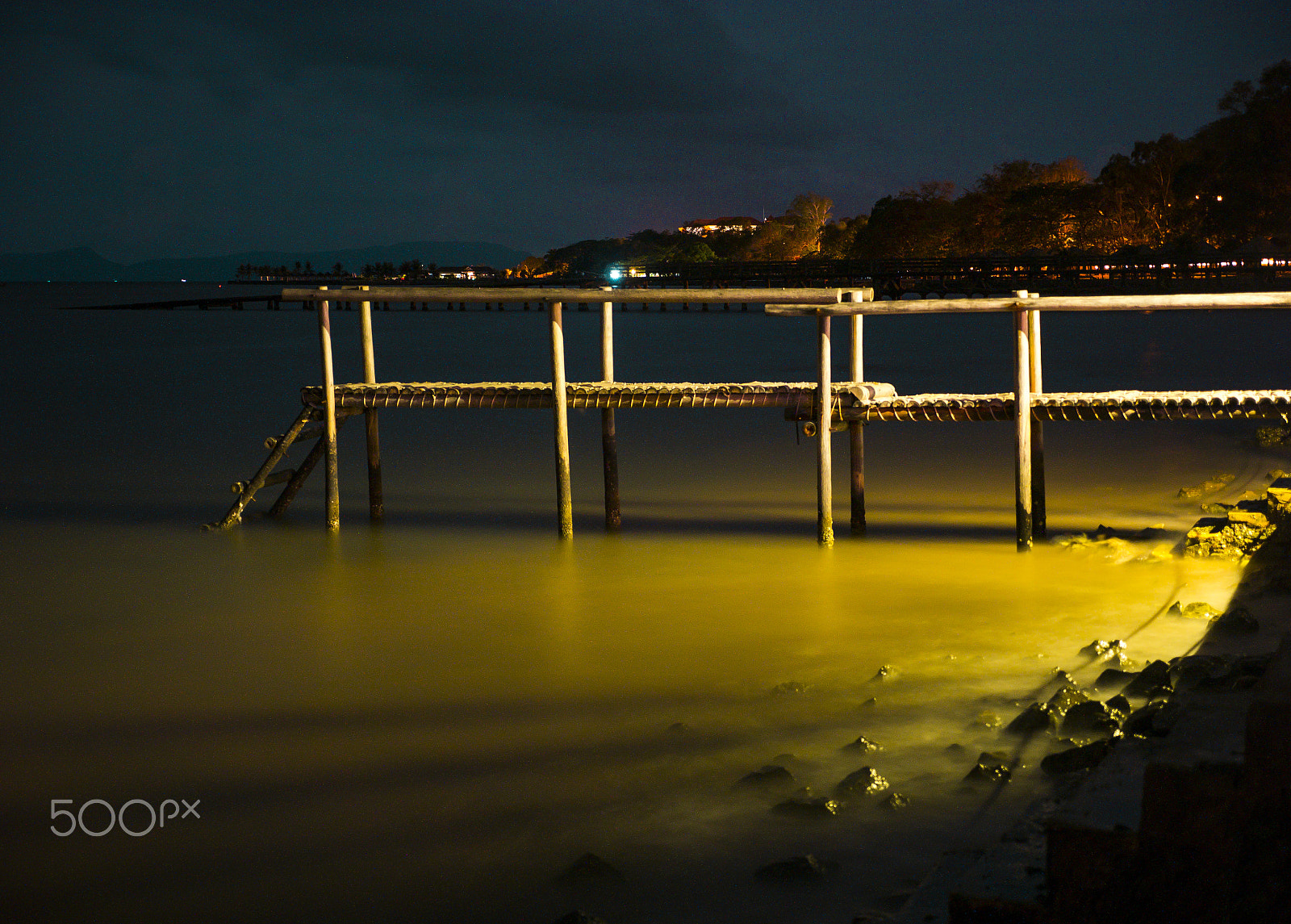 Panasonic Lumix DMC-G7 sample photo. Bridge at night photography