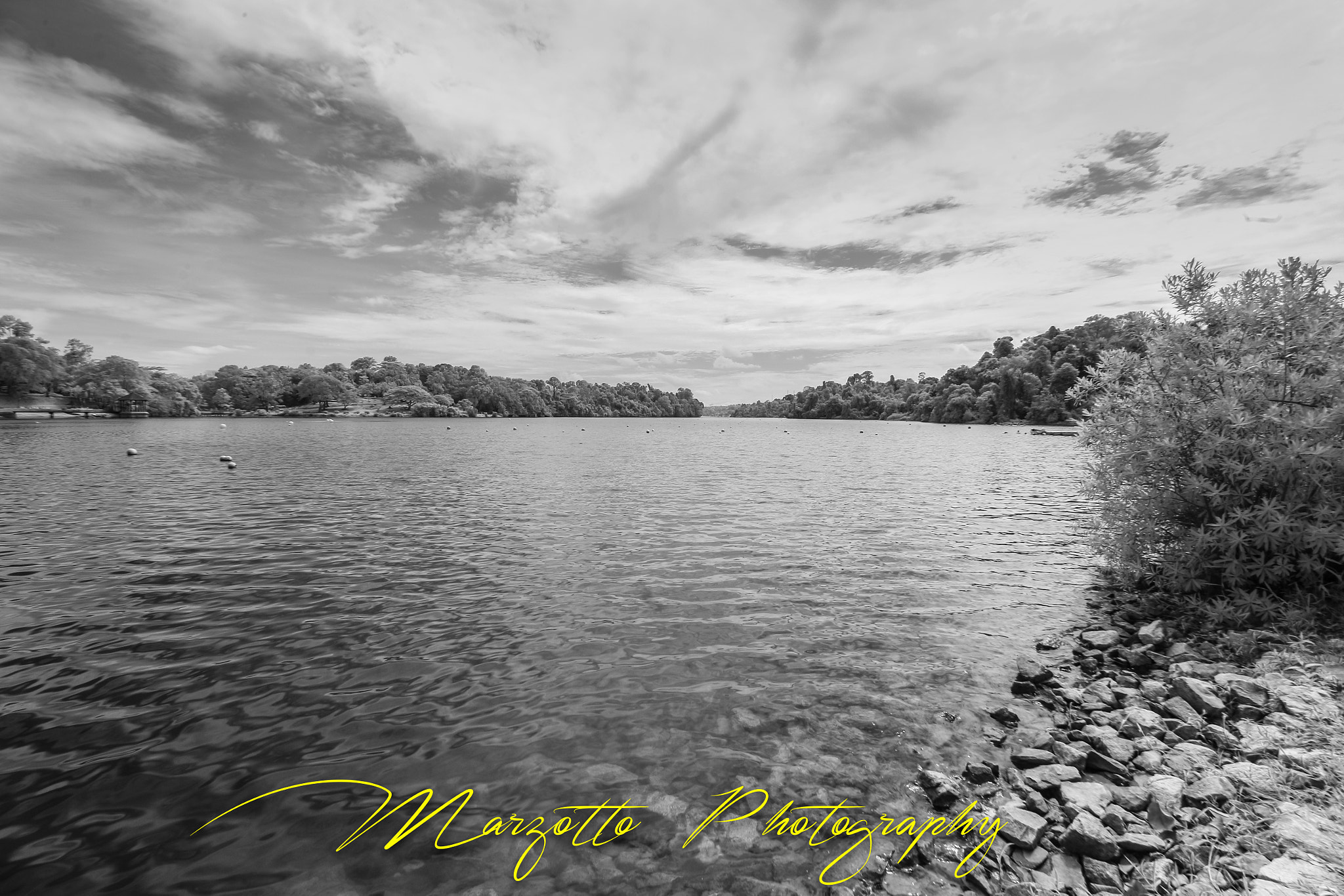 Canon EF-S 10-18mm F4.5–5.6 IS STM sample photo. Lake photography