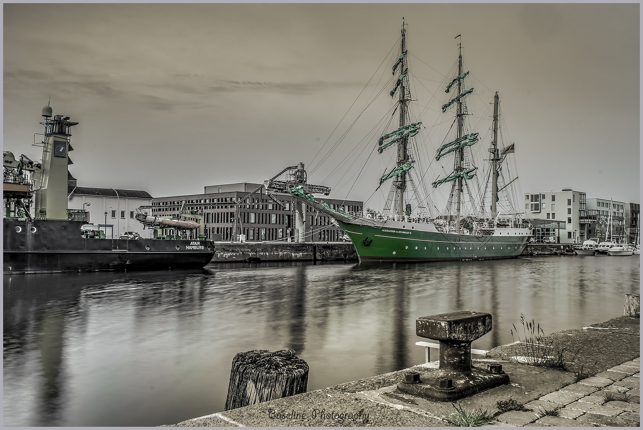 Sony DT 18-70mm F3.5-5.6 sample photo. Alexander von humboldt ii in bremerhaven photography