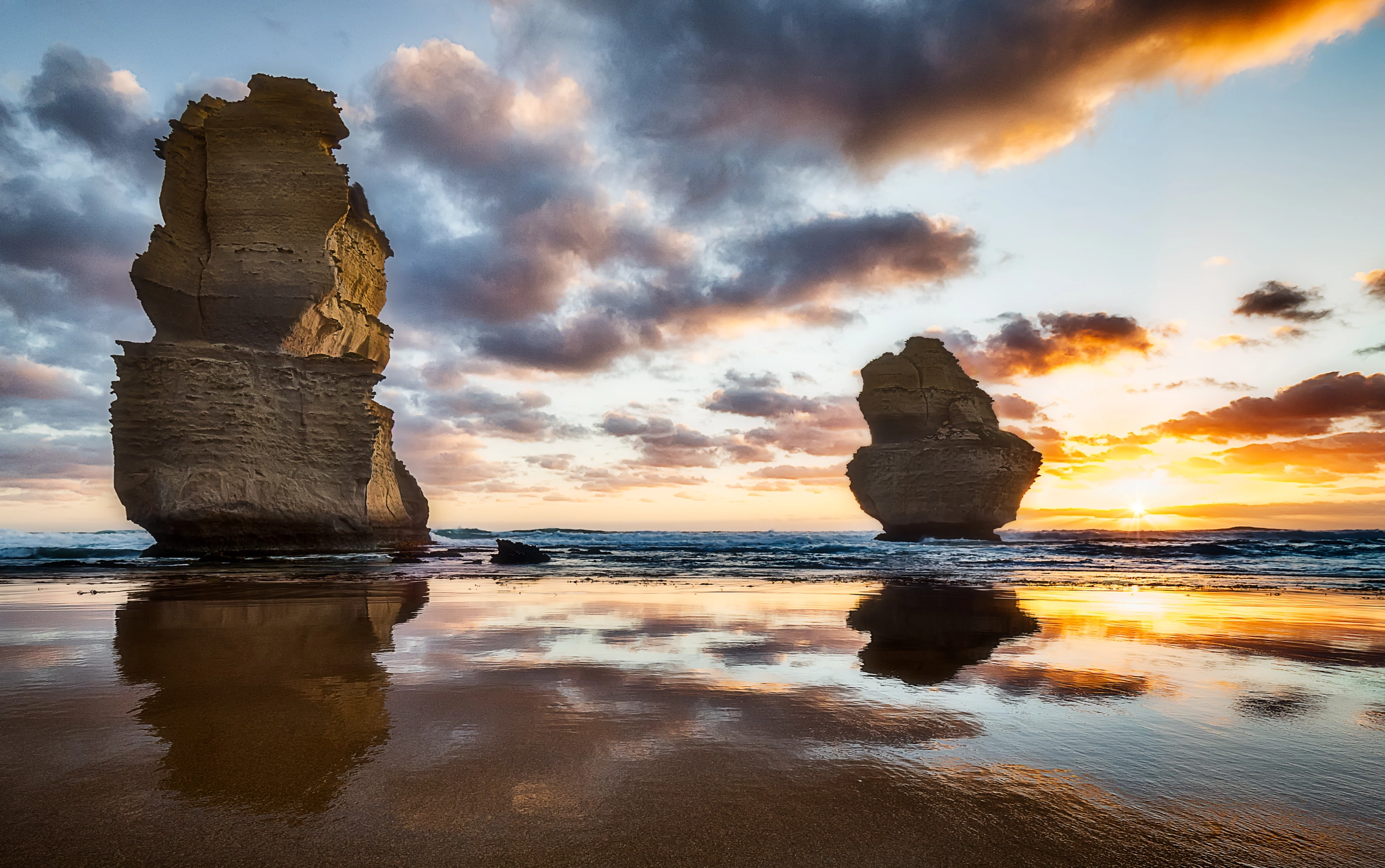 Olympus M.Zuiko Digital ED 7-14mm F2.8 PRO sample photo. Giants at sunset photography