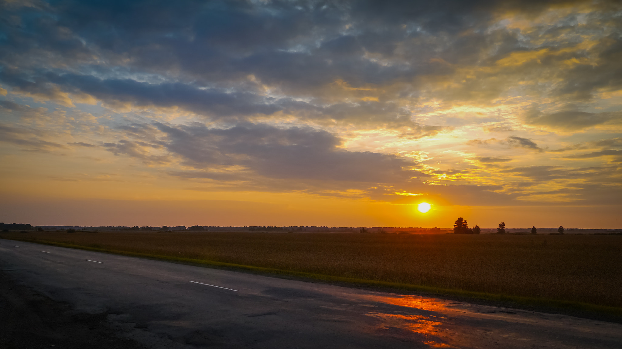 Panasonic Lumix DMC-GF5 sample photo. Evening road photography