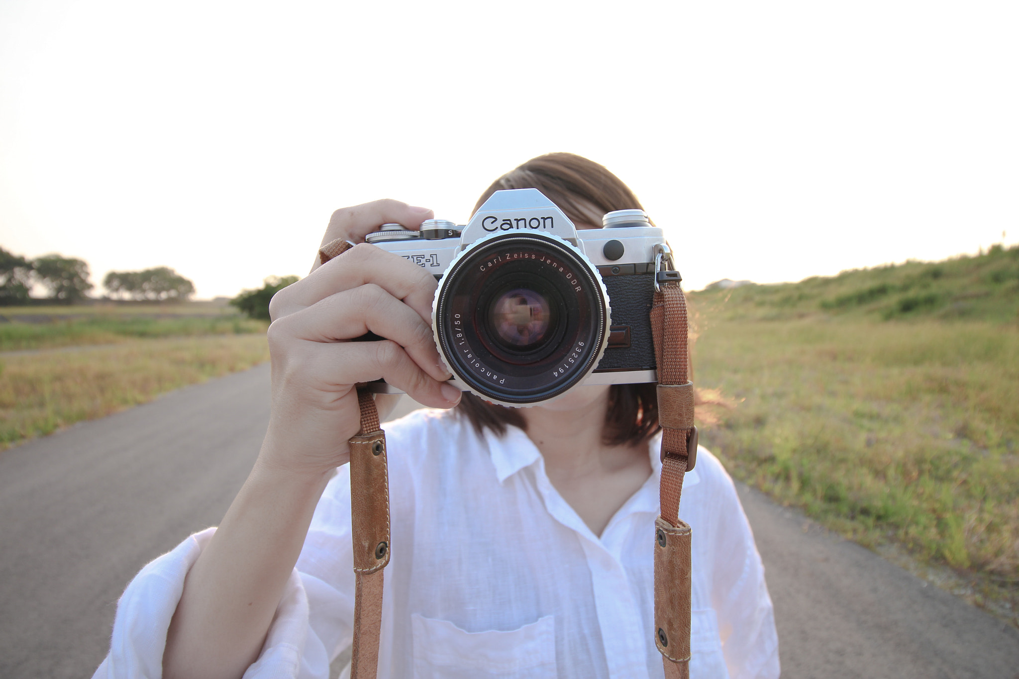 Canon EOS 700D (EOS Rebel T5i / EOS Kiss X7i) sample photo. She. photography
