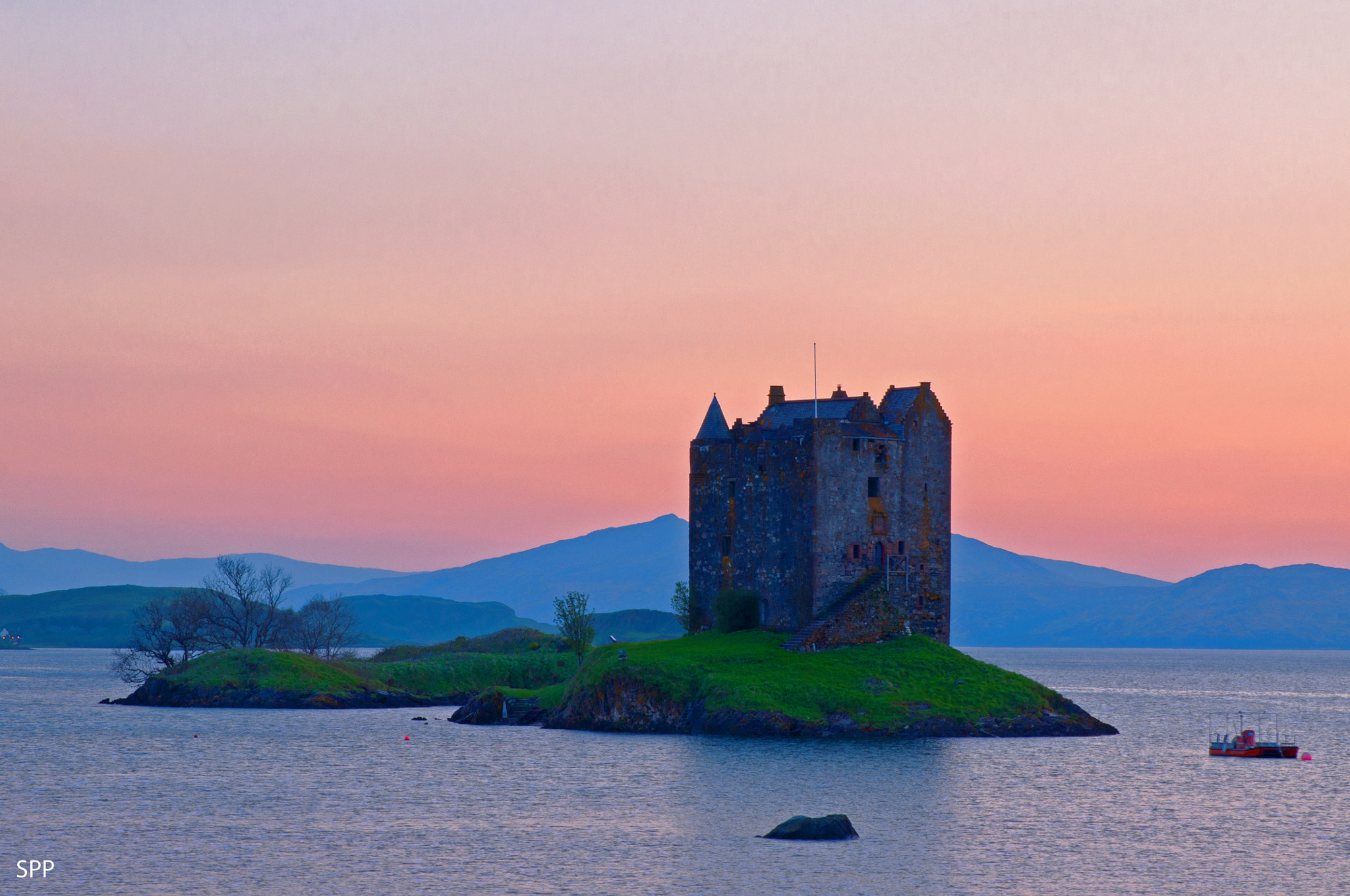 Tamron SP 24-70mm F2.8 Di VC USD sample photo. Castle stalker at dusk photography