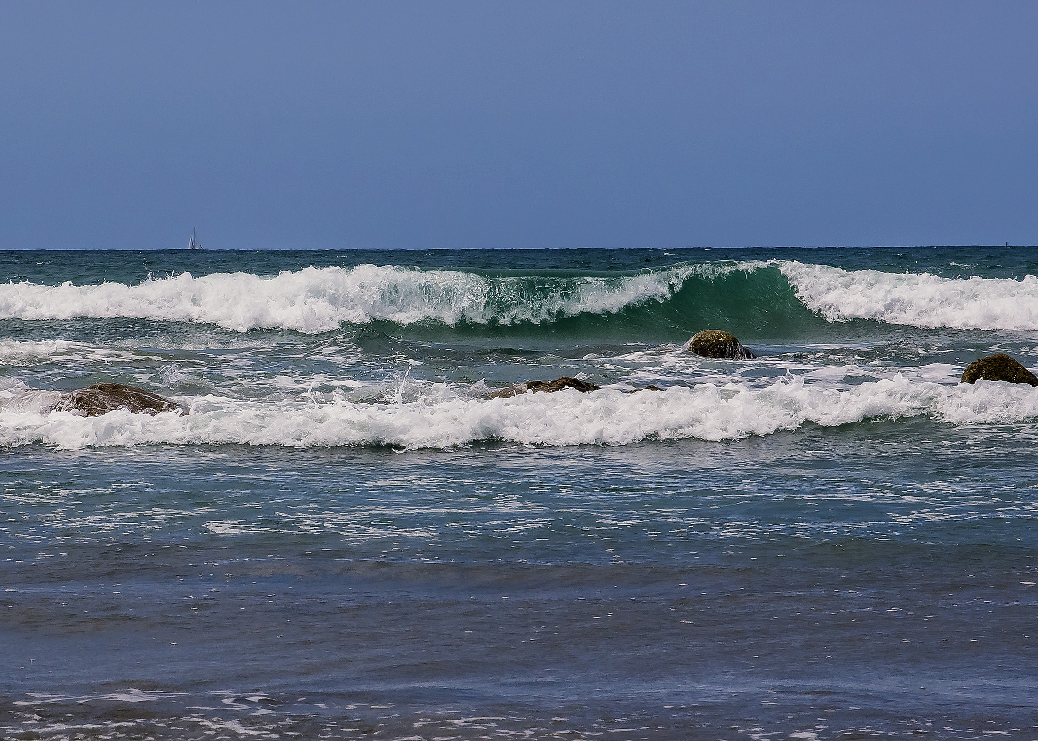 Sigma 17-70mm F2.8-4 DC Macro HSM | C sample photo. Coronado surf photography