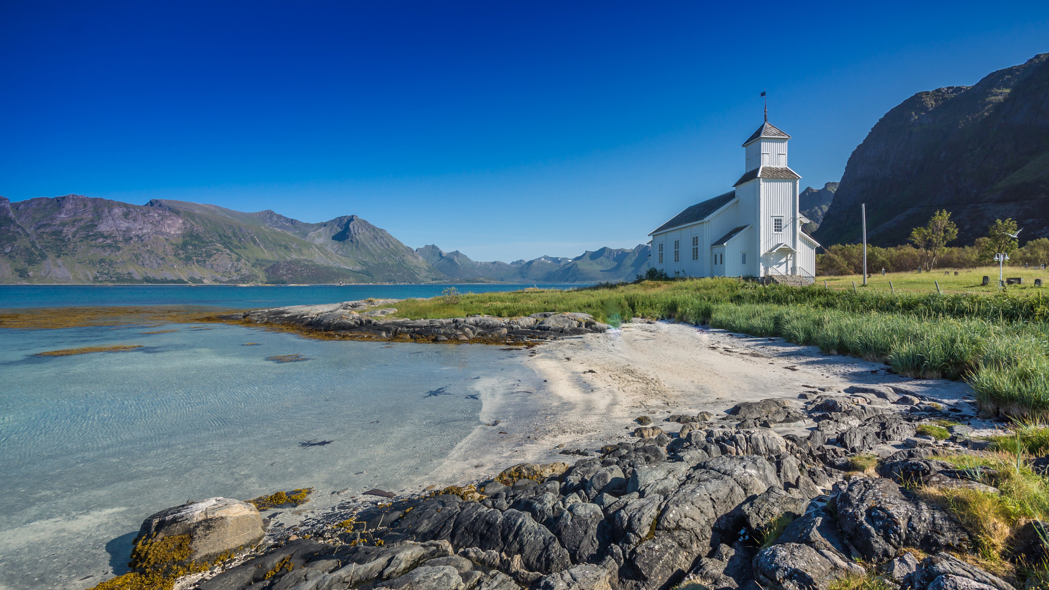 Sigma AF 10-20mm F4-5.6 EX DC sample photo. Gimsøy kirke (vågan) photography