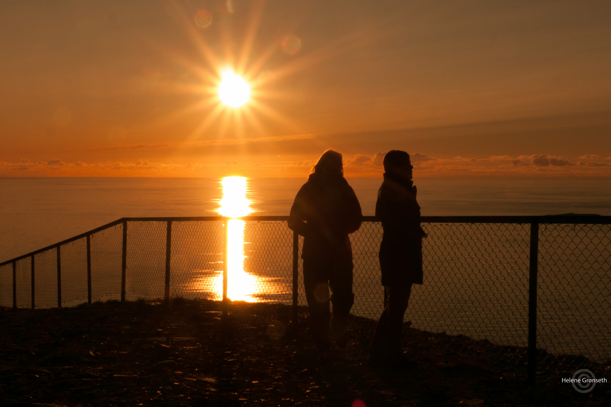 Panasonic Lumix DMC-GH1 sample photo. The sun never sets photography