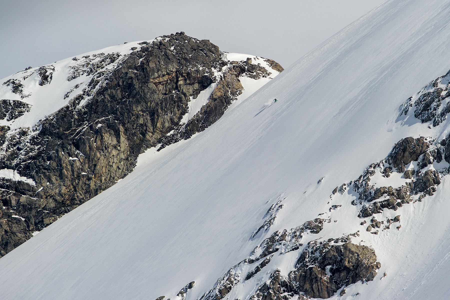 Nikon AF-Nikkor 80-200mm F2.8D ED sample photo. Earned turns photography