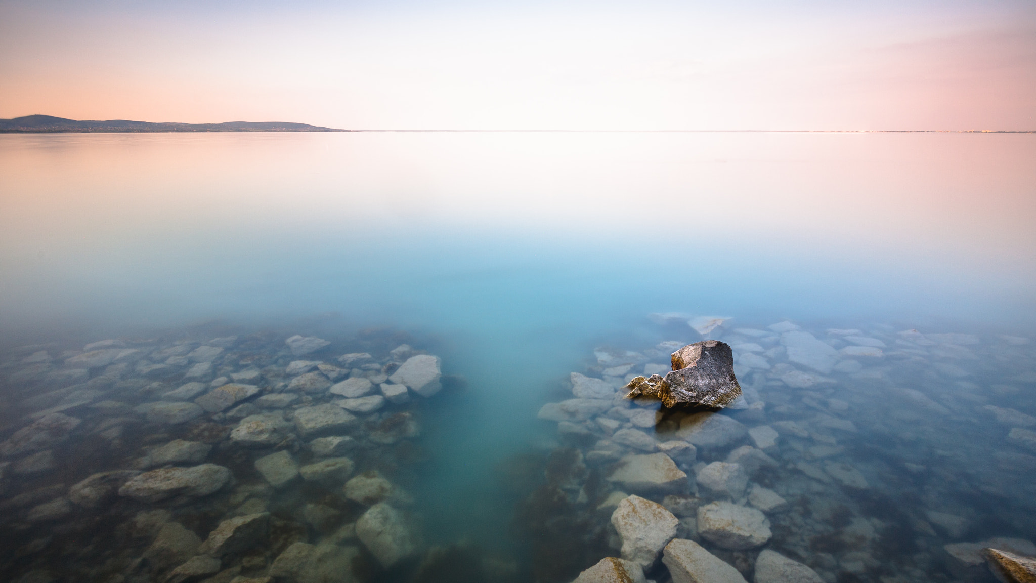 Canon EF-S 10-18mm F4.5–5.6 IS STM sample photo. Surface photography