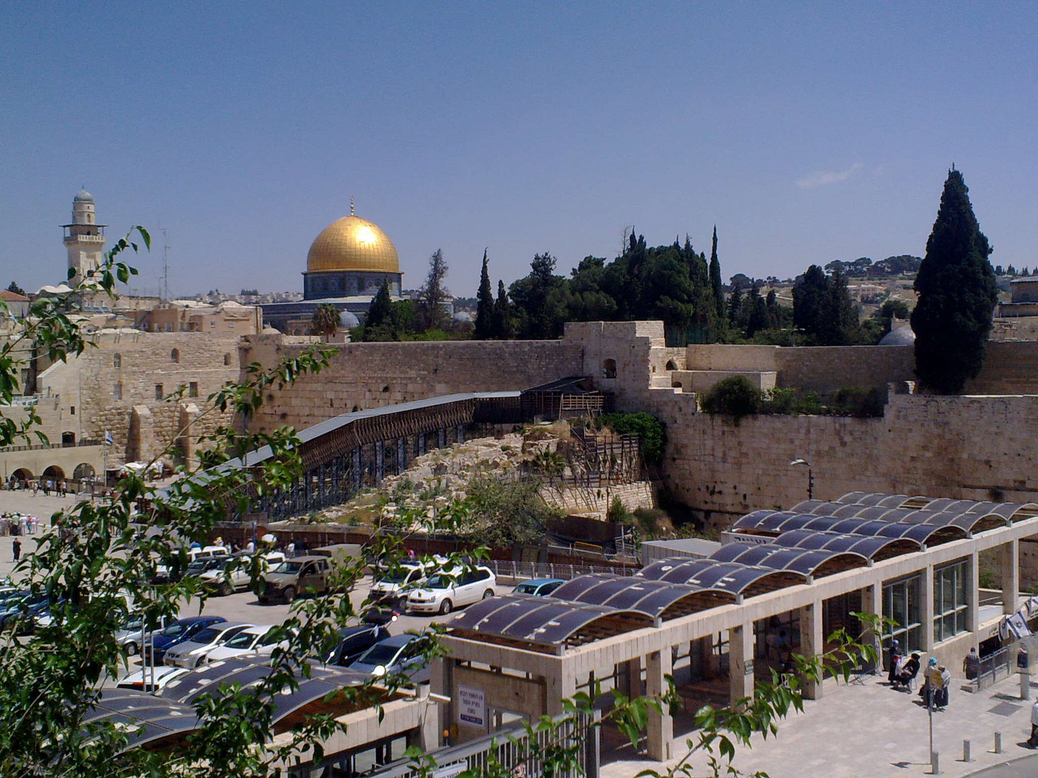 Nokia N86 8MP sample photo. Jerisalem of gold photography