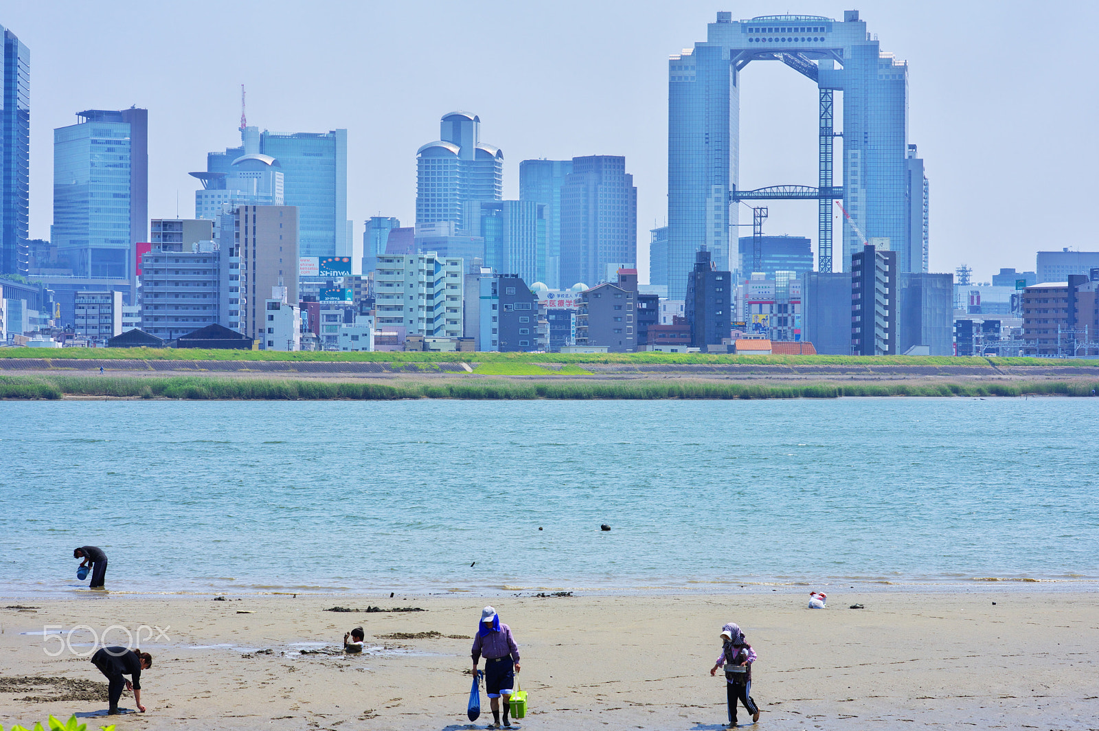 Pentax K-3 + HD Pentax DA 70mm F2.4 AL Limited sample photo. Umeda beach photography