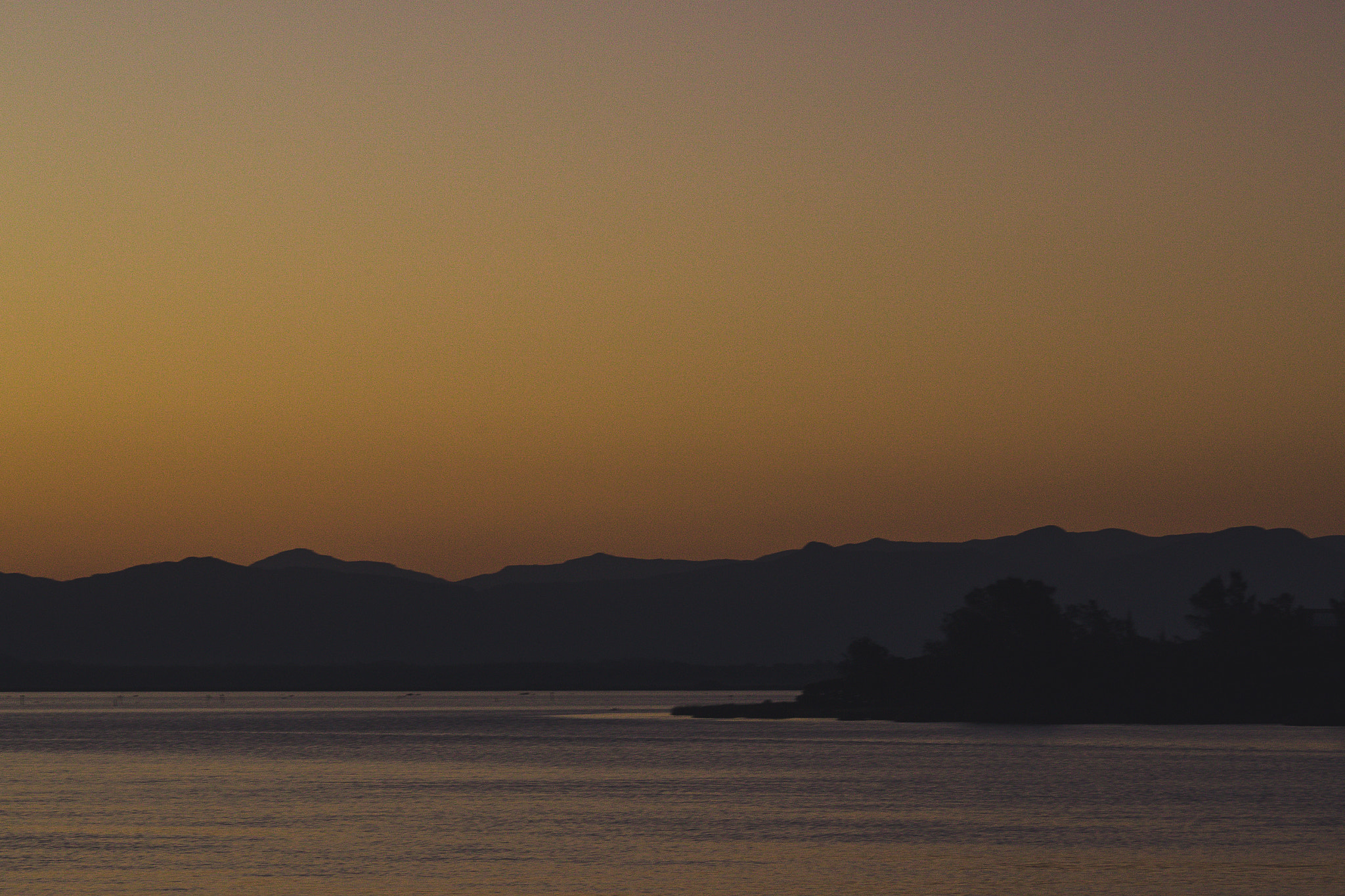 Canon EF 100-300mm F4.5-5.6 USM sample photo. Sunset on the hills photography
