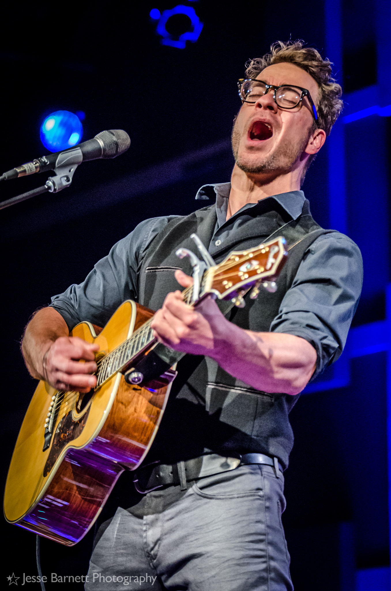 Nikon AF-S Nikkor 70-200mm F2.8G ED VR II sample photo. Amos lee, 2016 non-commvention, philadelphia pa photography