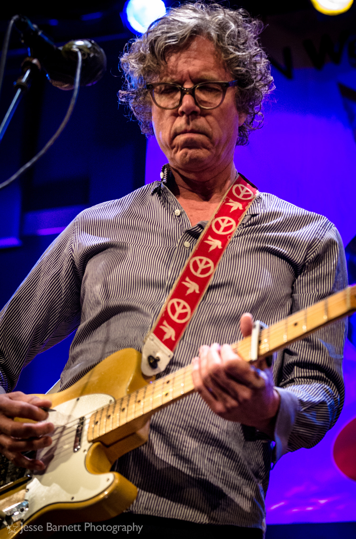 Nikon AF-S Nikkor 70-200mm F2.8G ED VR II sample photo. Gary louris of the jayhawks, 2016 non-commvention, philadelphia pa photography