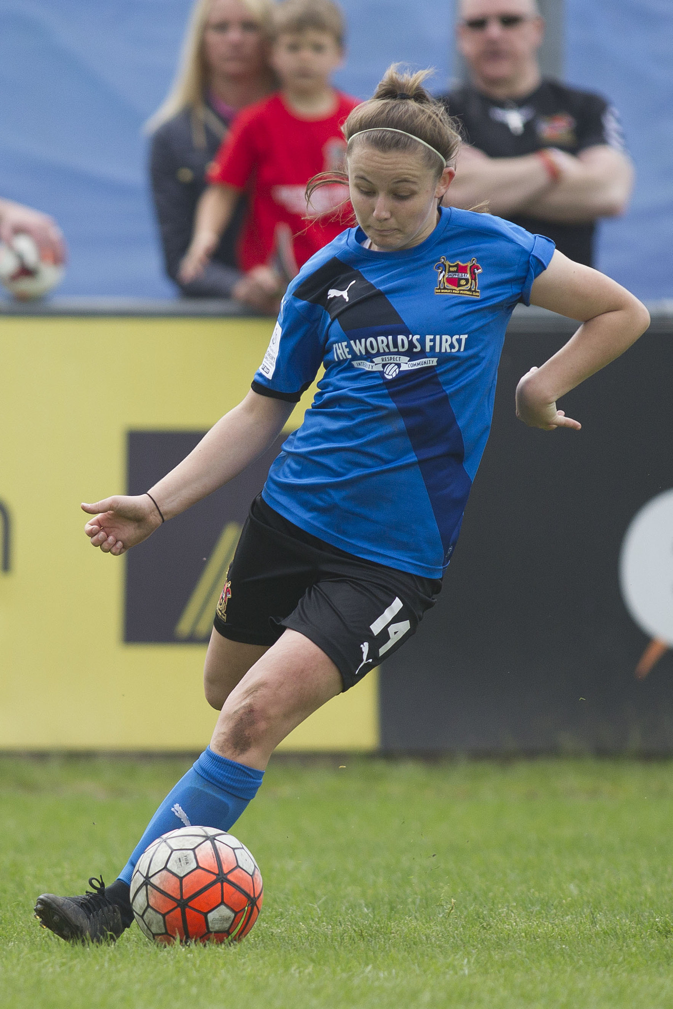 Canon EF 400mm f/2.8L sample photo. Sheffield fc ladies vs bristol city women, fa women's super league fa wsl2, football, the coach... photography