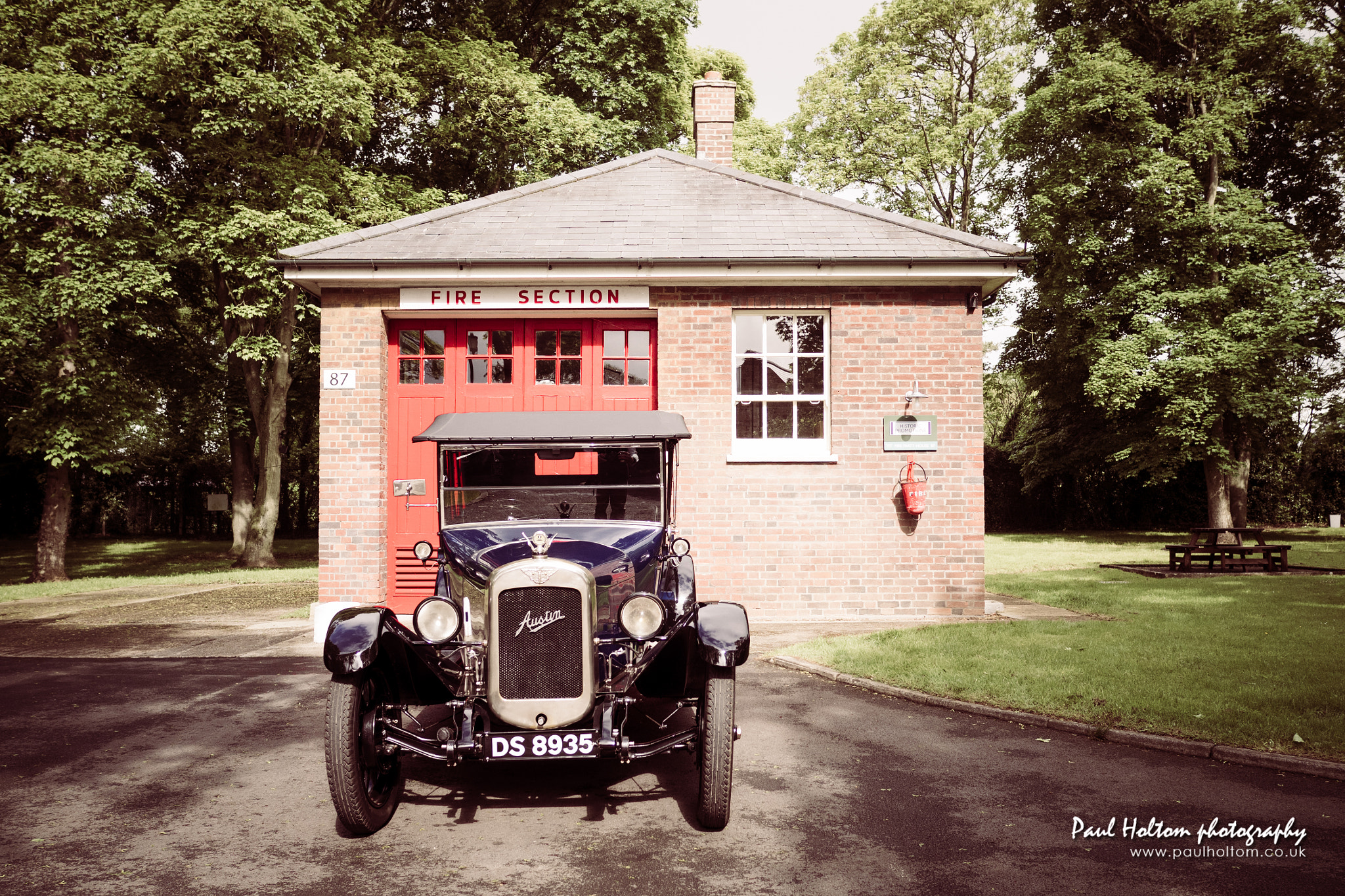 Olympus OM-D E-M1 + LEICA DG SUMMILUX 15/F1.7 sample photo. Bicester heritage 9th sunday scramble photography