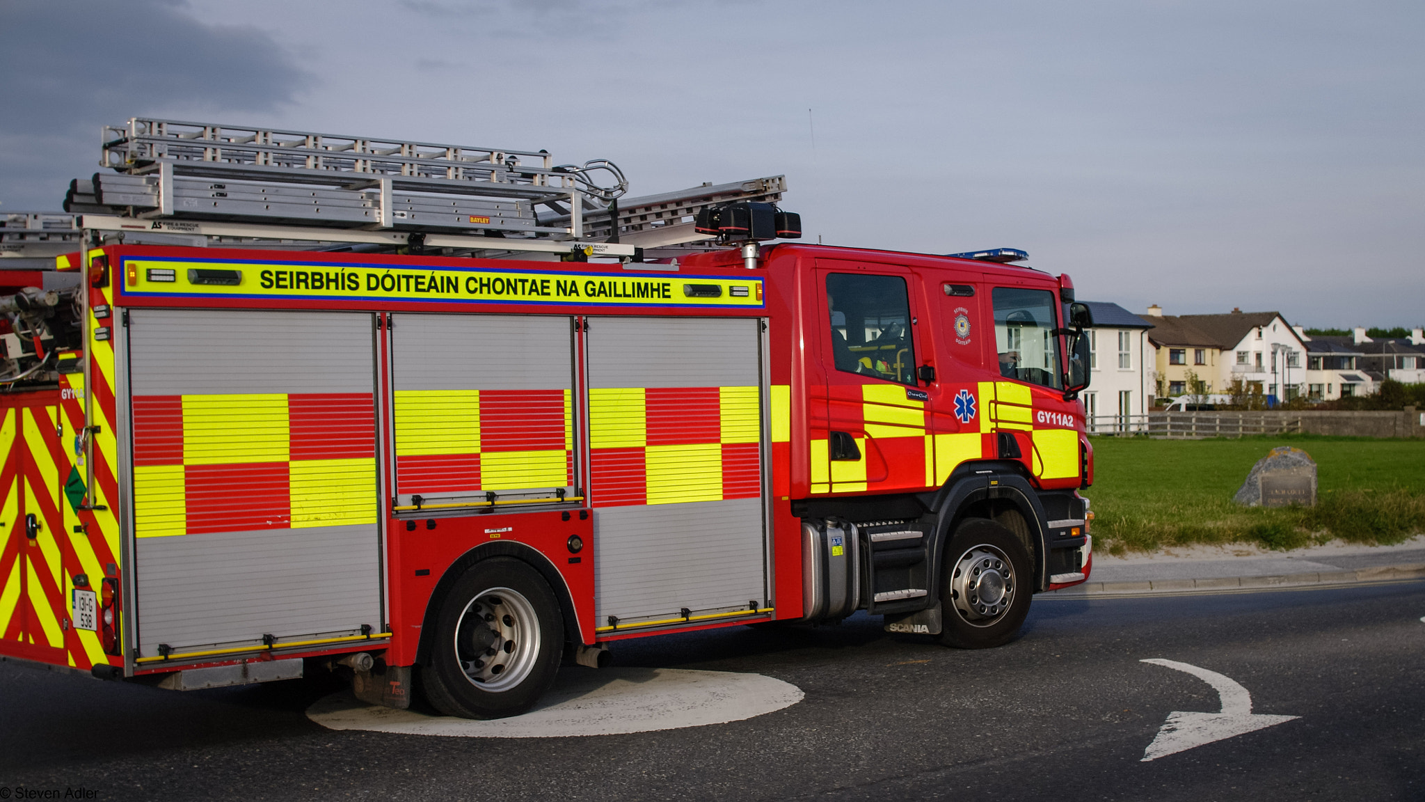 Pentax K-7 + Sigma sample photo. Firetruck ireland photography