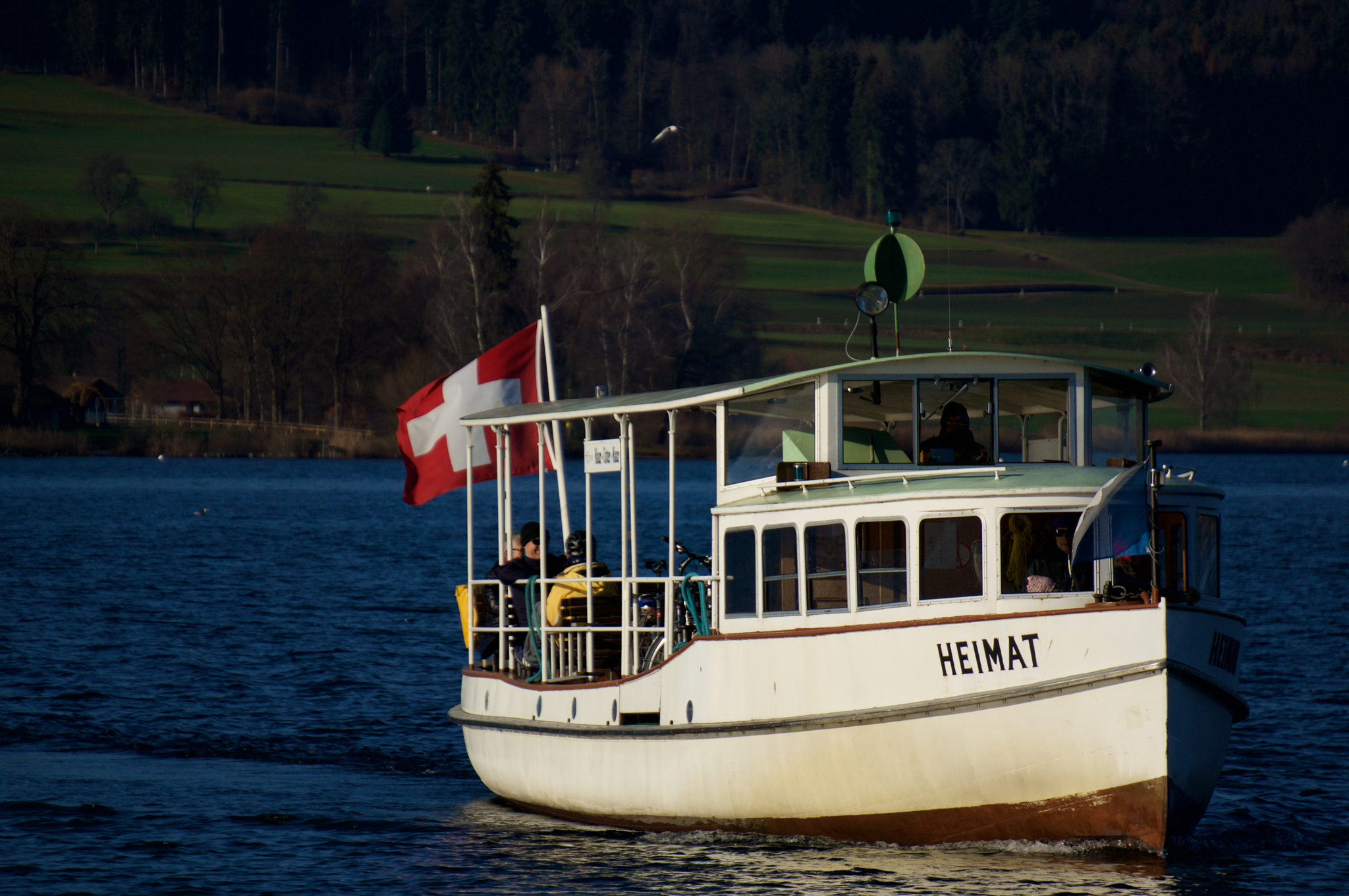 Sony E 55-210mm F4.5-6.3 OSS sample photo. Sailing home photography