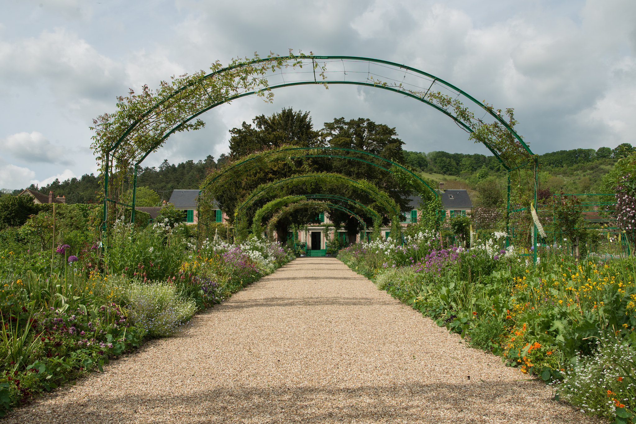 Nikon AF-S Nikkor 24-70mm F2.8E ED VR sample photo. Gateway to monet's house photography