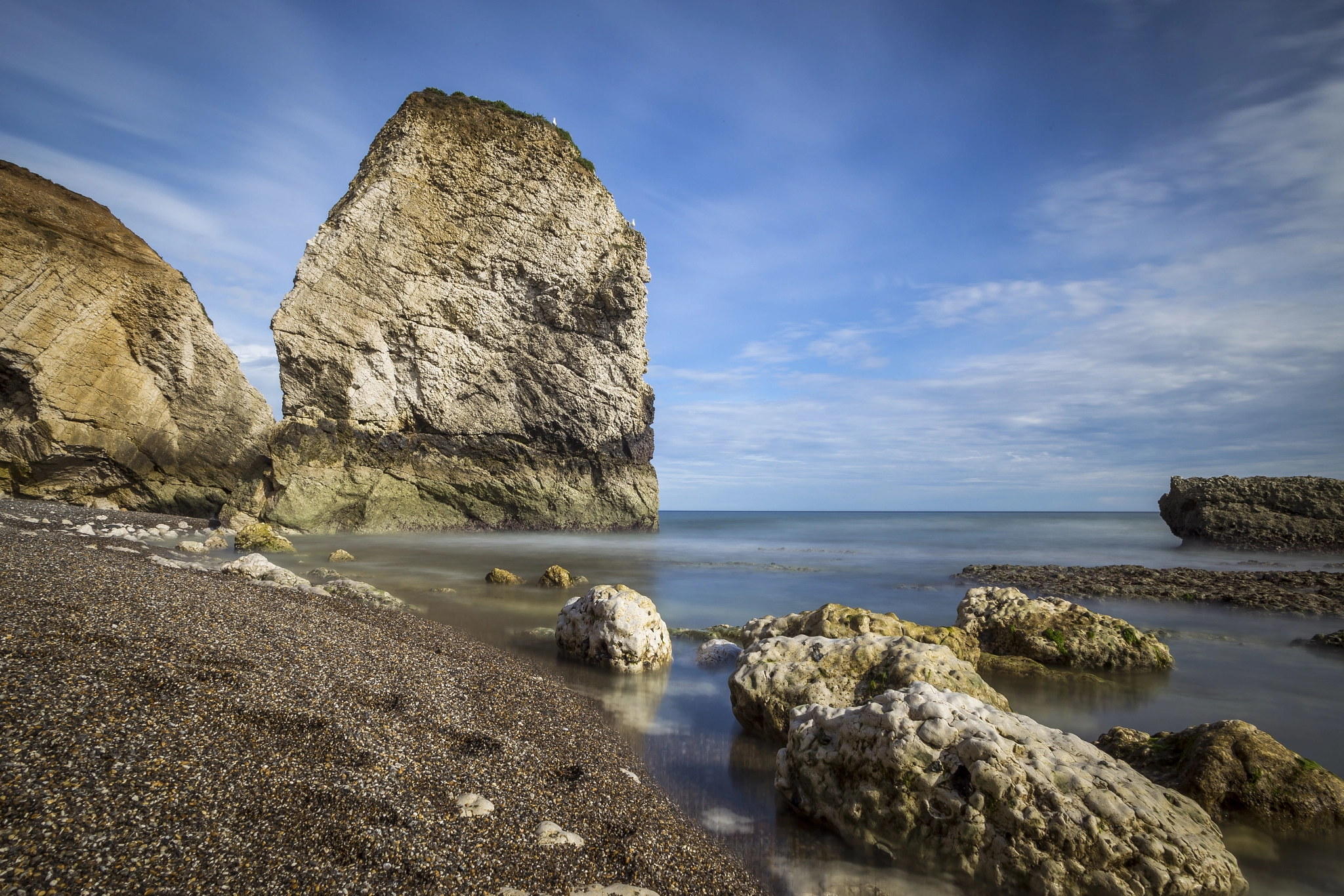 Canon EF 20-35mm F3.5-4.5 USM sample photo. Mermaid rock photography