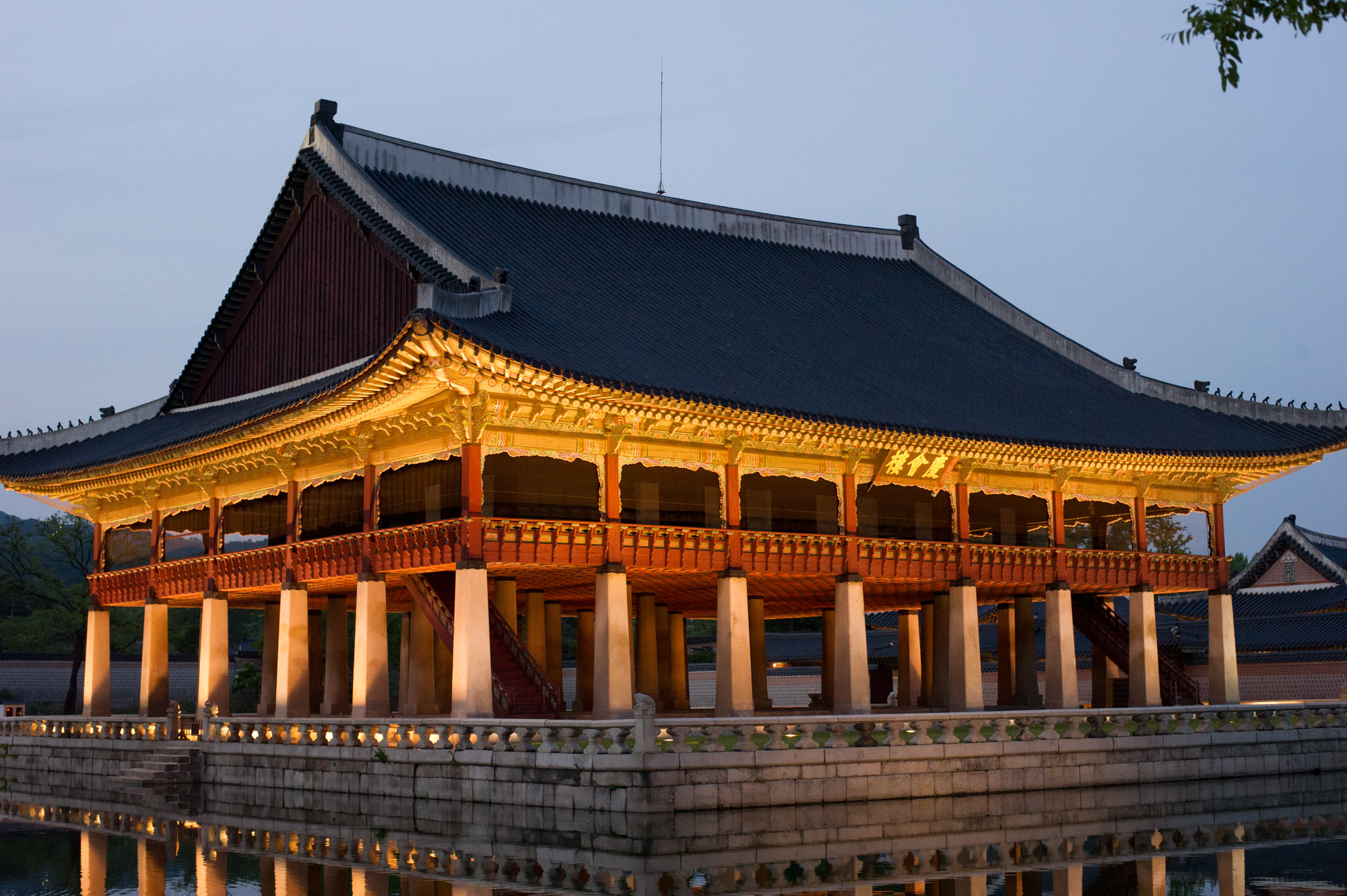Nikon D3S + Nikon AF-S Nikkor 50mm F1.8G sample photo. Night at seoul, korea photography