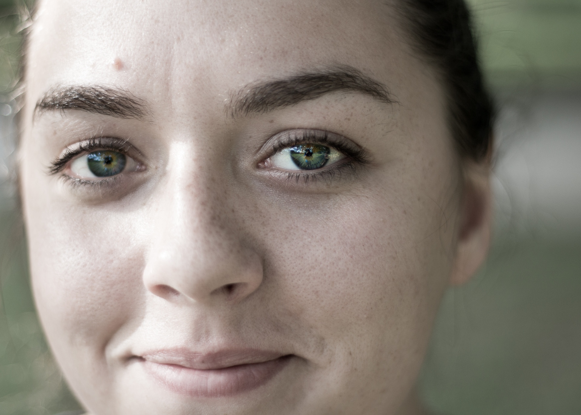 Canon EOS M + Canon EF 50mm F1.8 STM sample photo. Kimberly's eyes photography