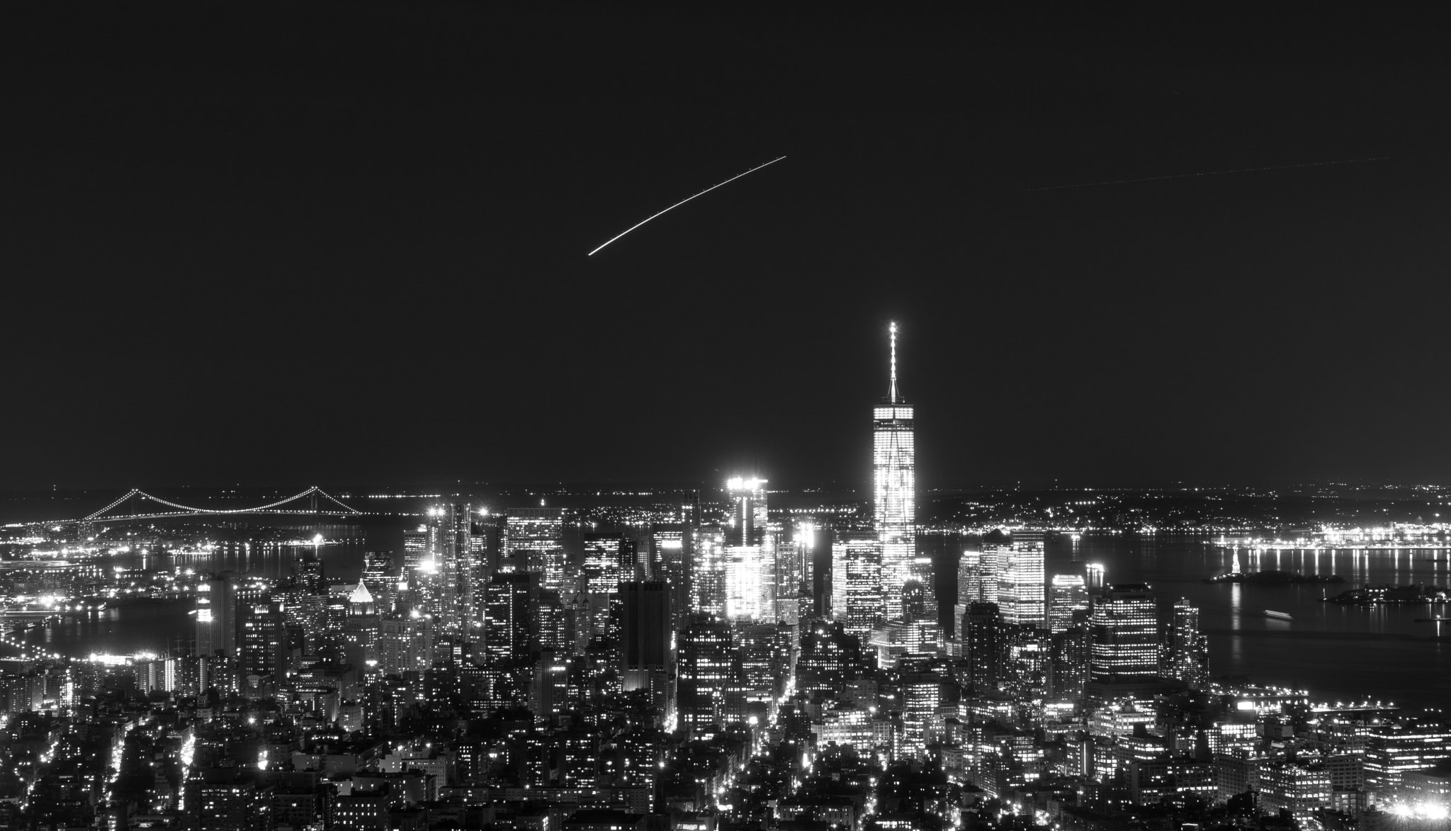 Sony a6000 + Sony Vario Tessar T* FE 24-70mm F4 ZA OSS sample photo. From the top of the empire state building photography