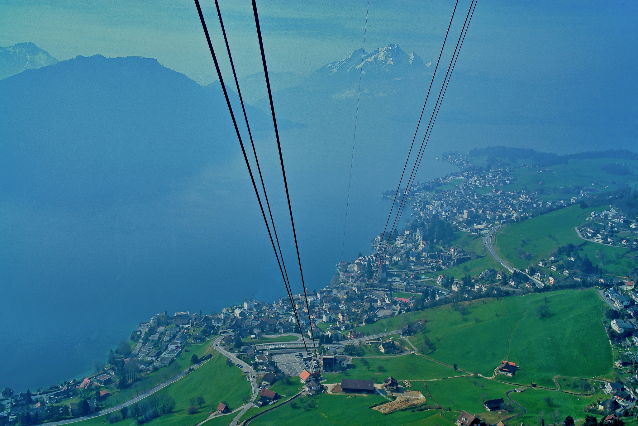 Sony a7R + Sony Distagon T* FE 35mm F1.4 ZA sample photo. Riding at rigi-kaltbad photography