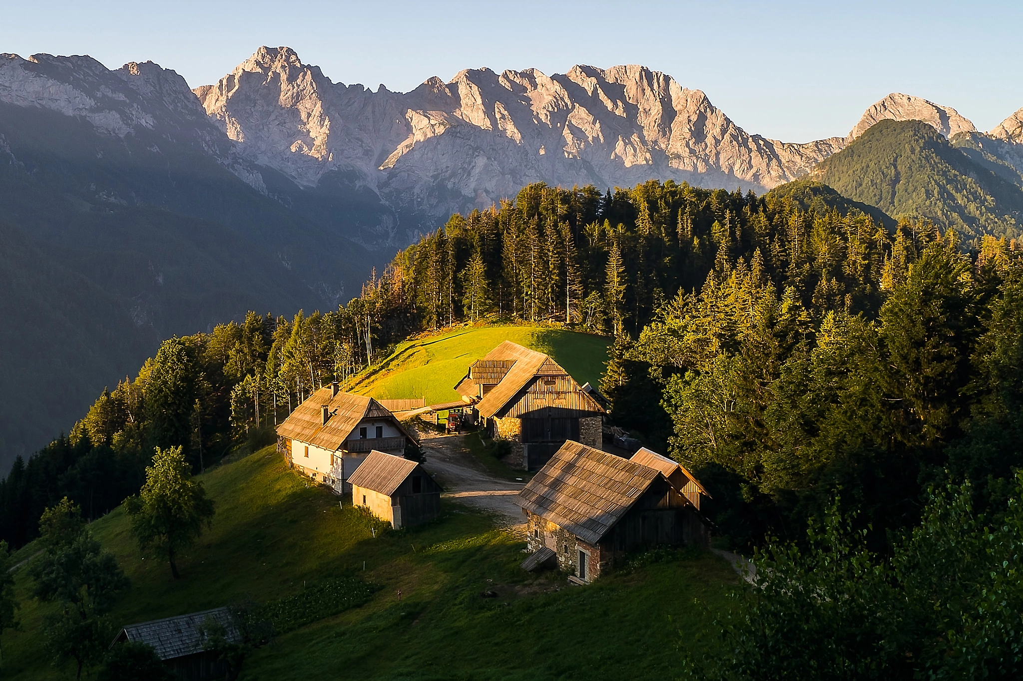 Sony ILCA-77M2 + Sony DT 18-55mm F3.5-5.6 SAM sample photo. The mountain farm photography