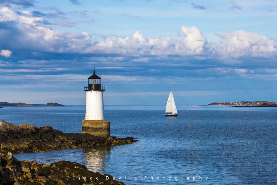 Canon EOS 550D (EOS Rebel T2i / EOS Kiss X4) + Canon EF 70-200mm F4L USM sample photo. Fort pickering lighthouse photography