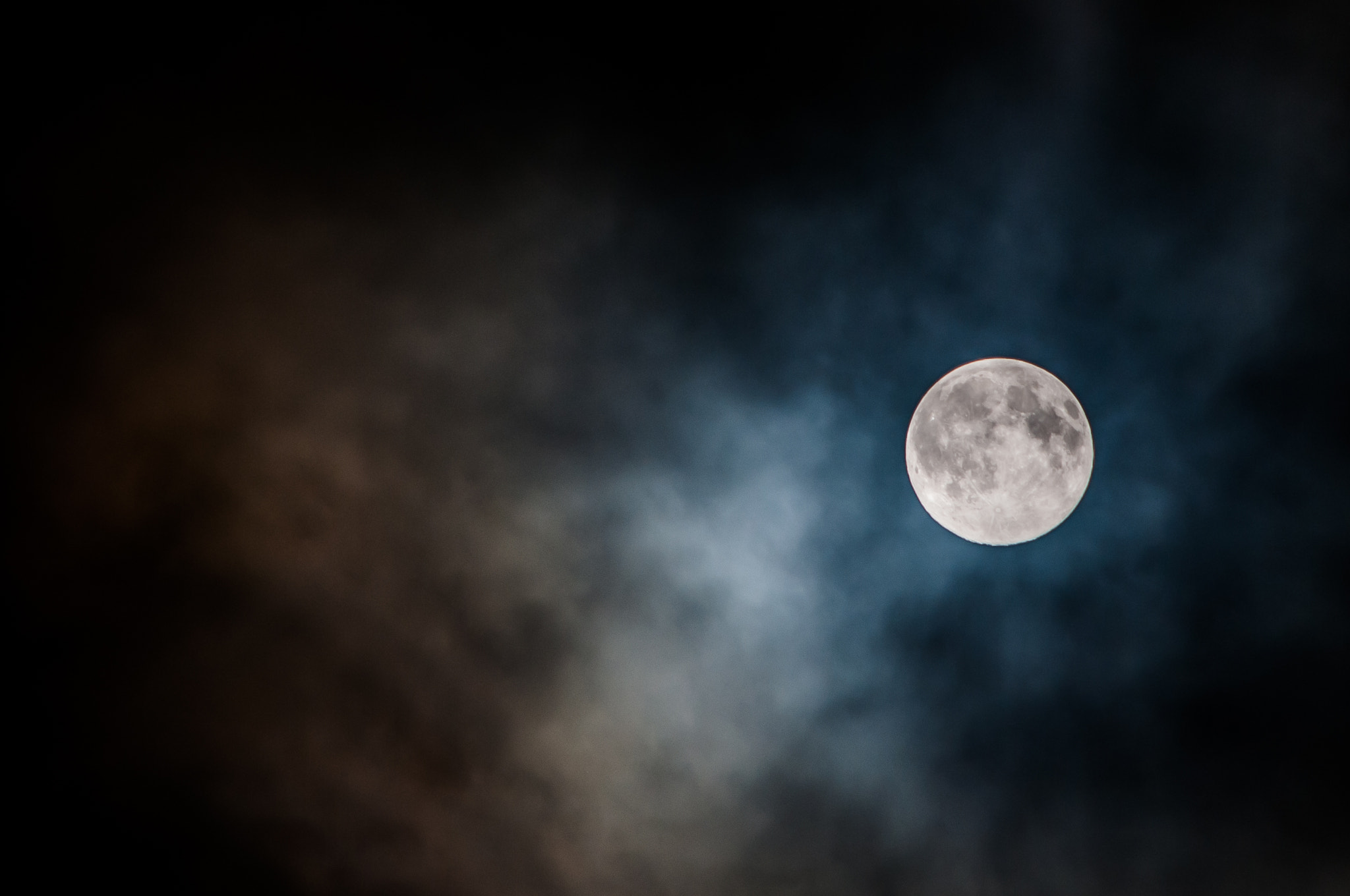 Nikon D300S sample photo. Moon light shadow photography