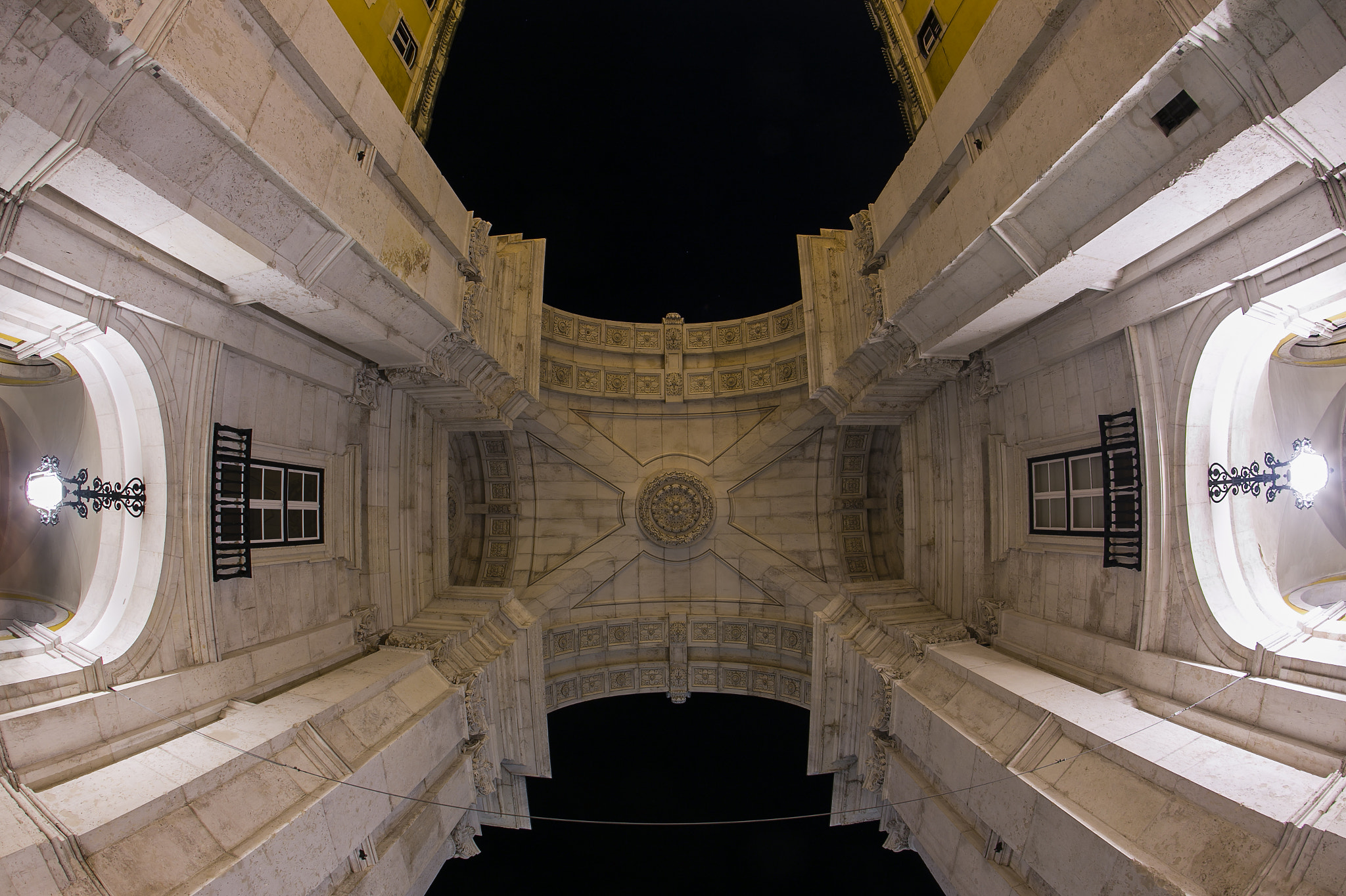 Canon EOS 6D + Canon EF 15mm F2.8 Fisheye sample photo. Arco do triunfo photography