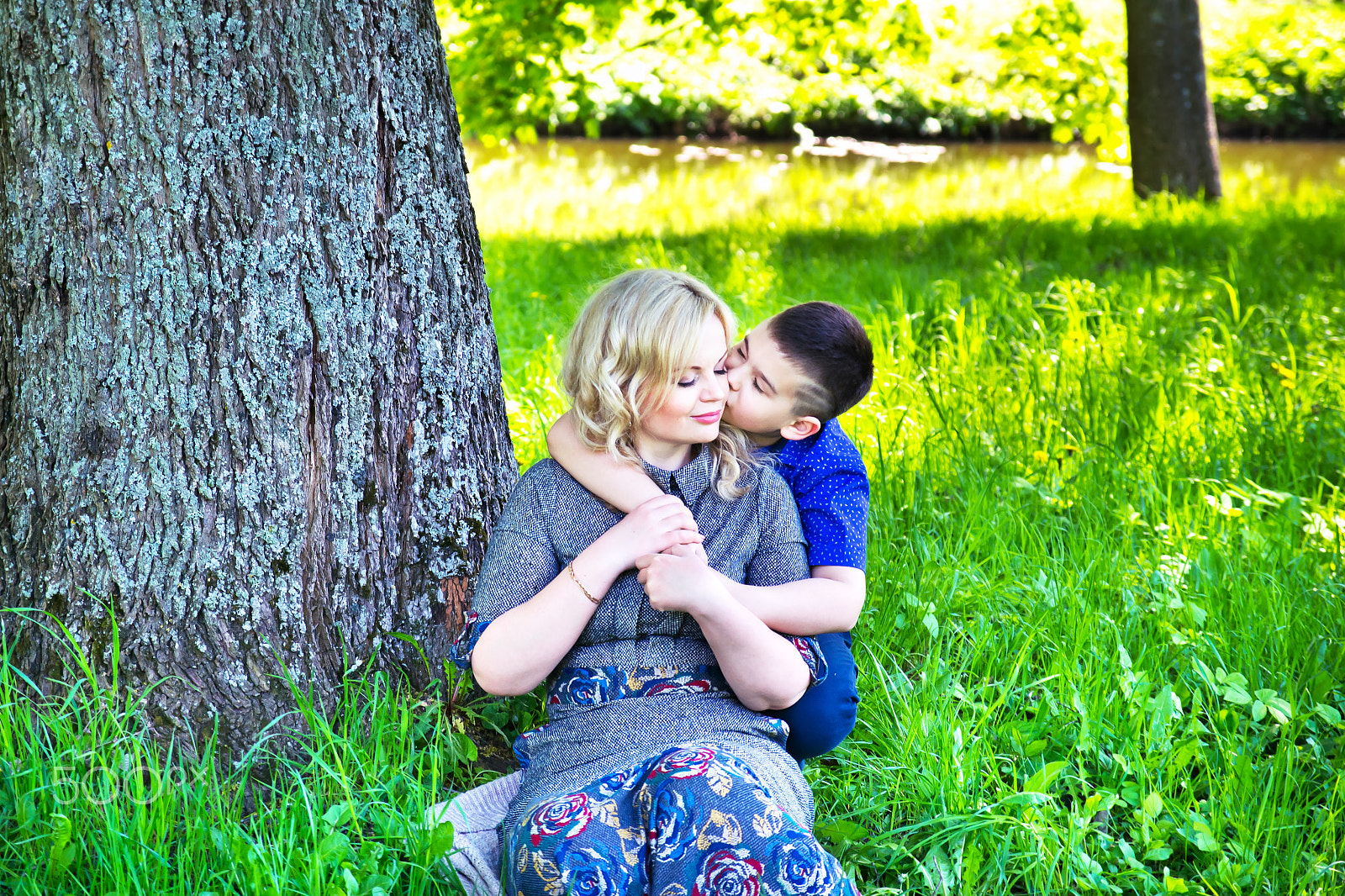 Sigma 17-70mm F2.8-4 DC Macro OS HSM sample photo. Mother and son photography