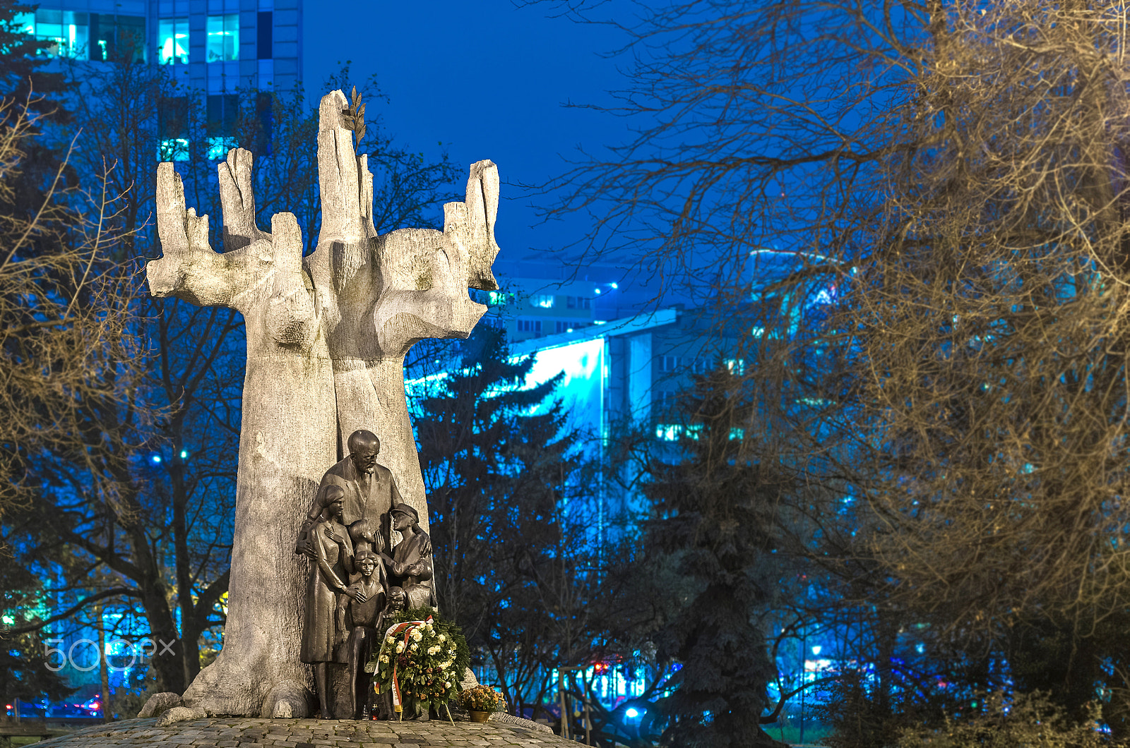Pentax K-5 II sample photo. Poland - ghetto monument photography