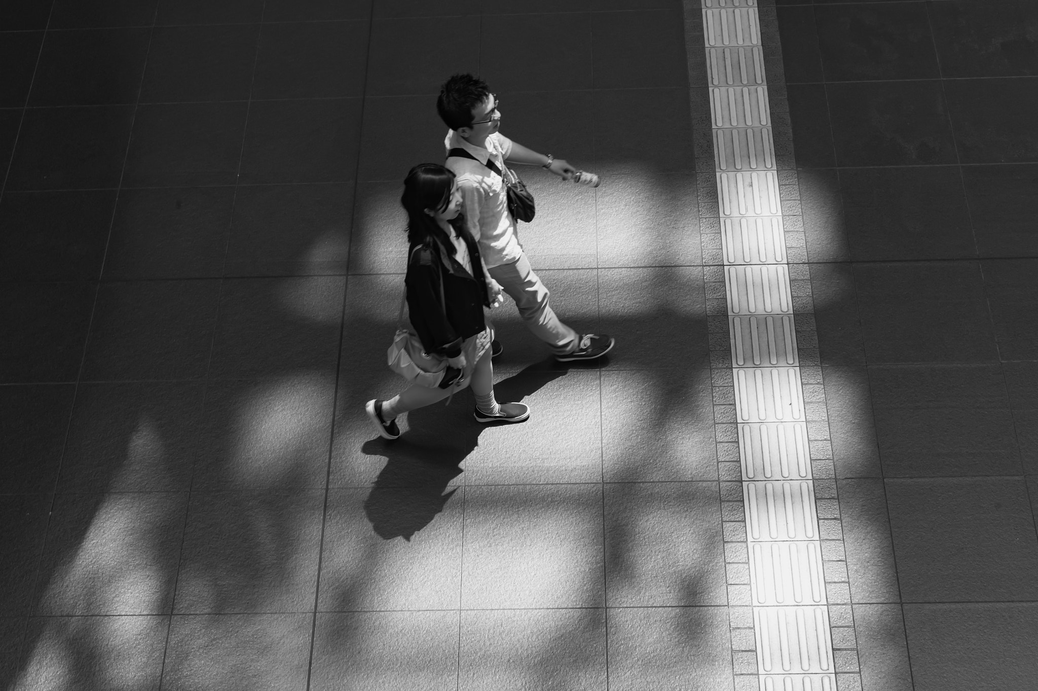 Summicron-M 50mm f/2 (IV, V) sample photo. Lover photography