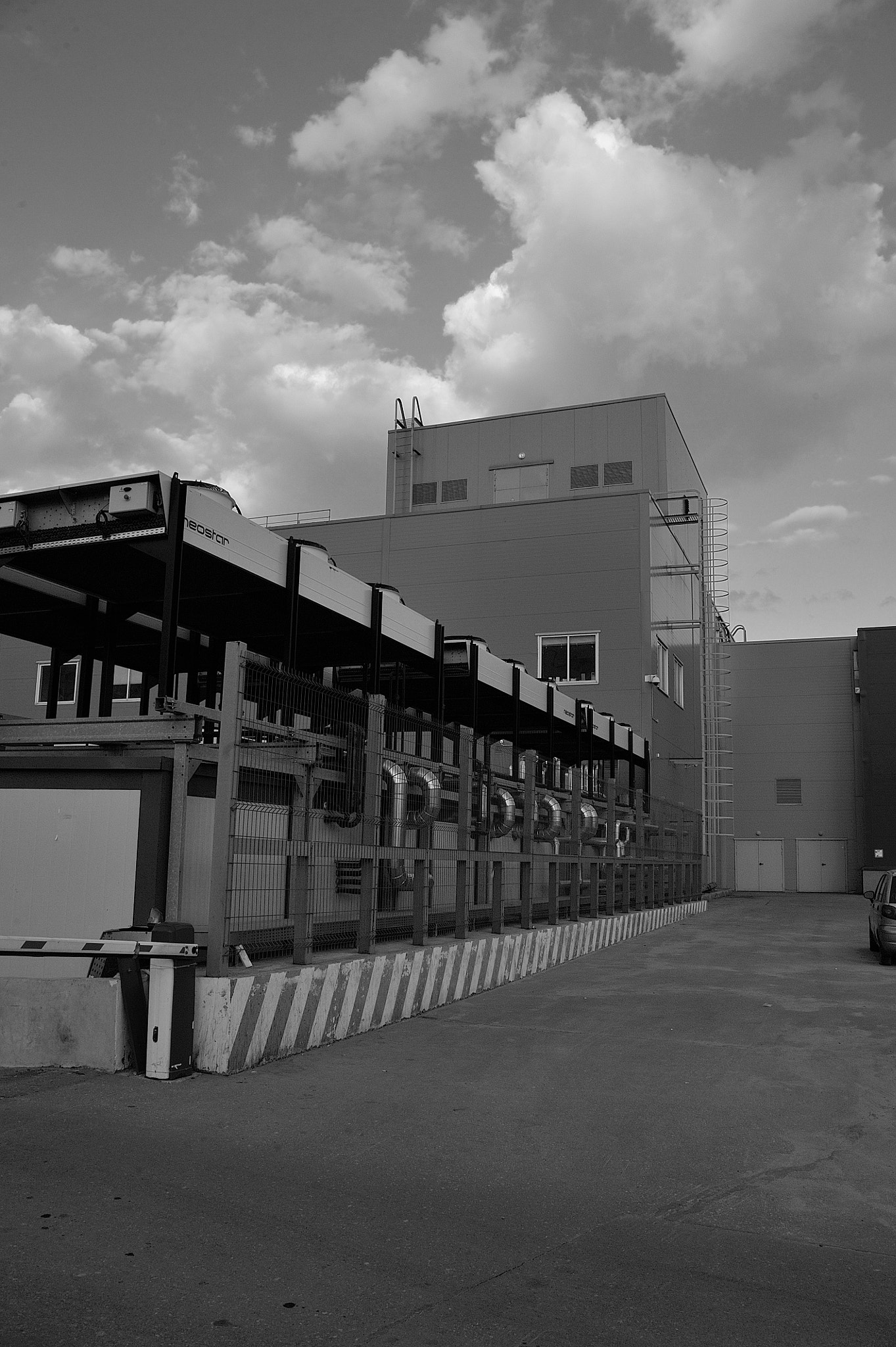 AF Zoom-Nikkor 28-85mm f/3.5-4.5 sample photo. закулисье photography