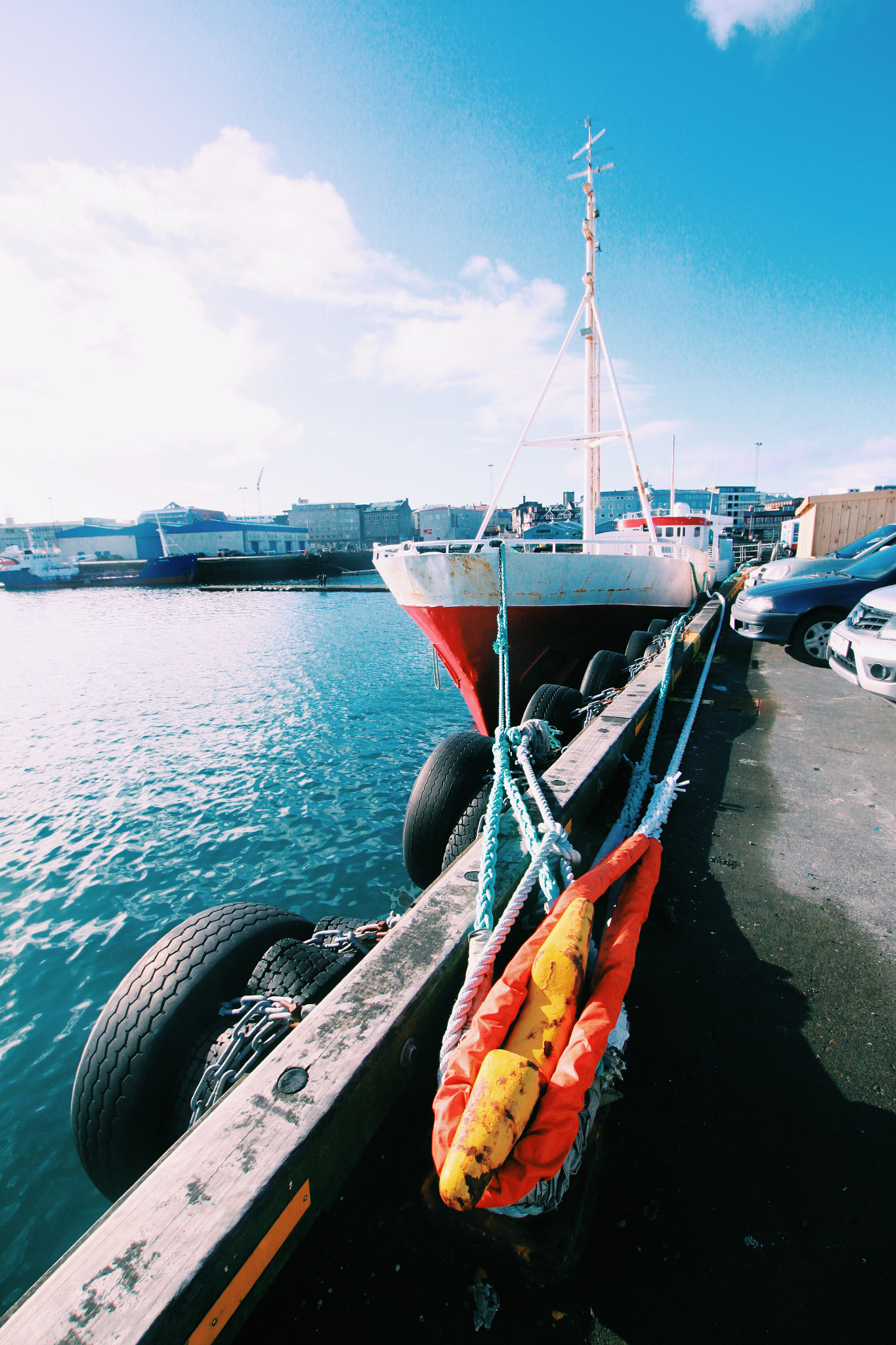 Sigma 10-20mm F3.5 EX DC HSM sample photo. Reykjavik harbour.jpg photography